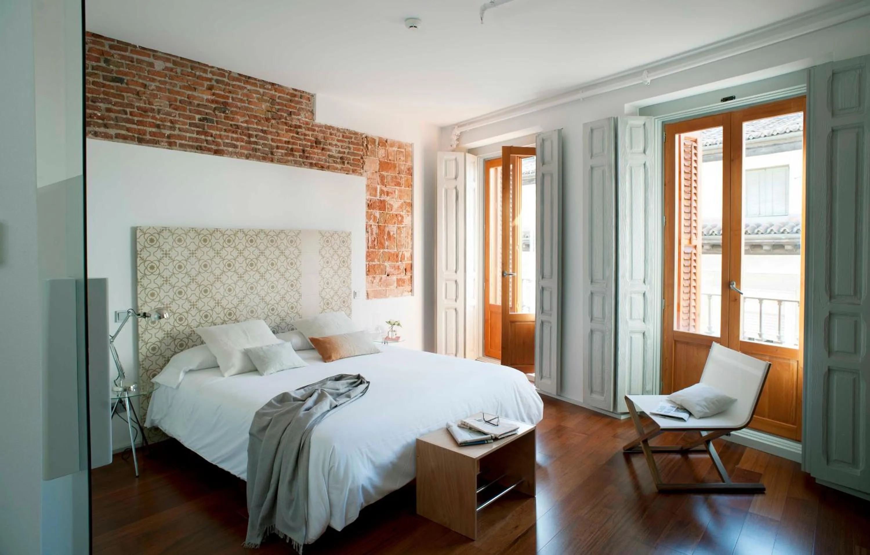 Bed in Eric Vökel Boutique Apartments - Madrid Suites