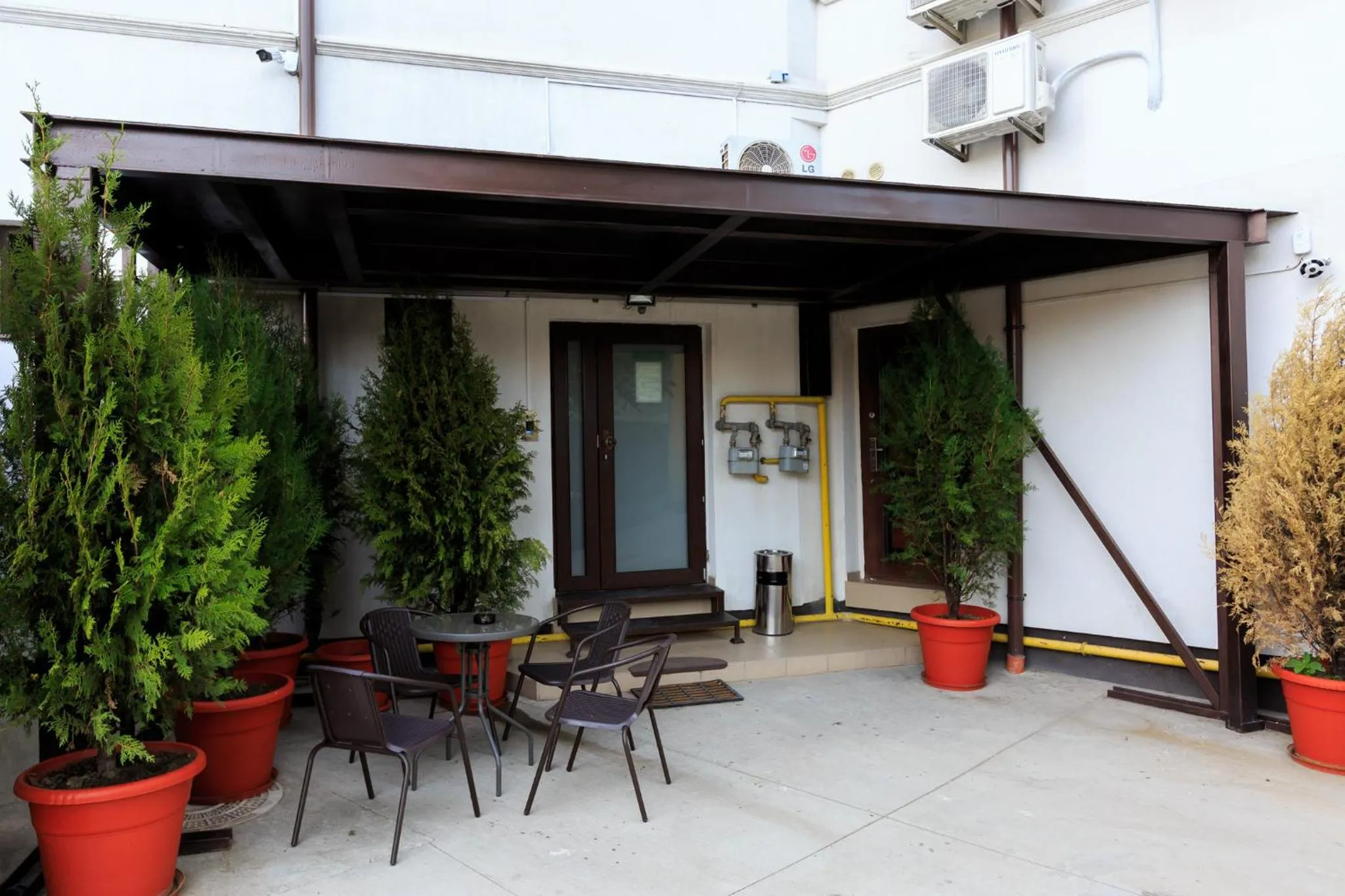 Area and facilities in Corner Center Rental