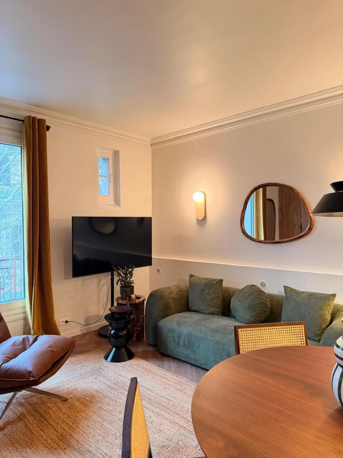 Living room in Mithouard Apartments