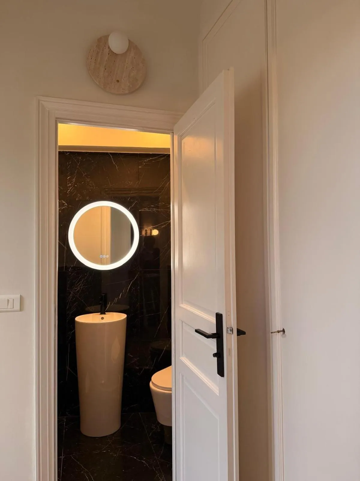 Mithouard Apartments