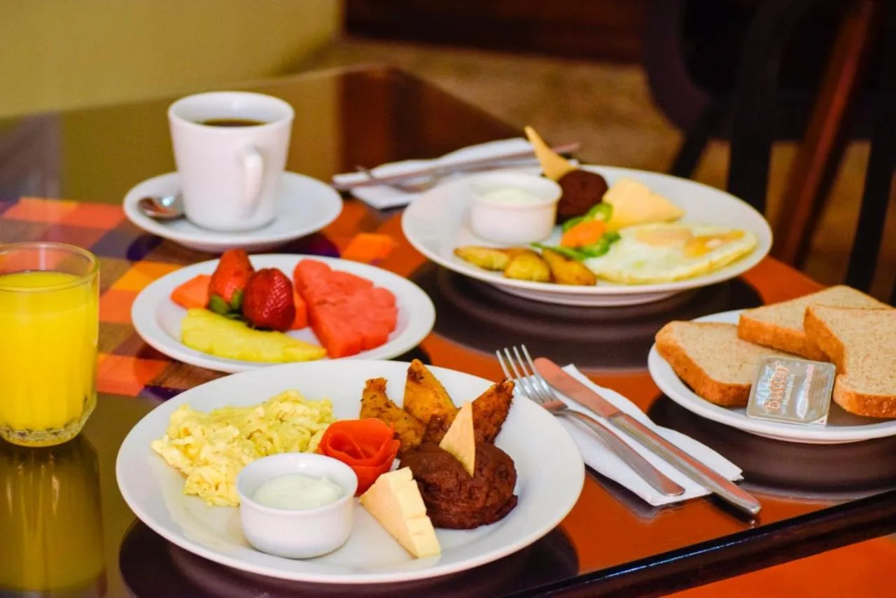 Food in Eco Hotel Mariscal