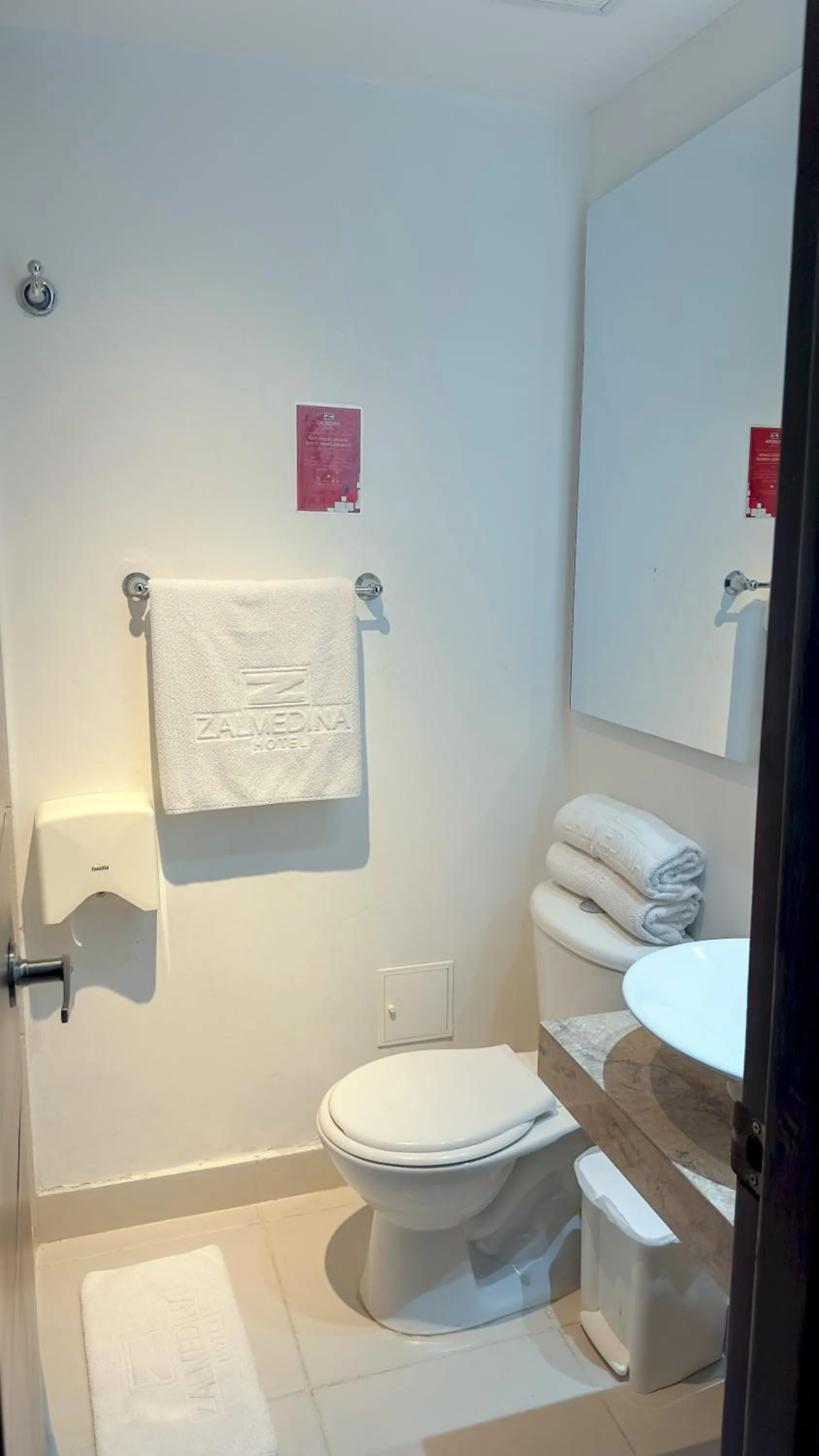 Toilet in Zalmedina Hotel