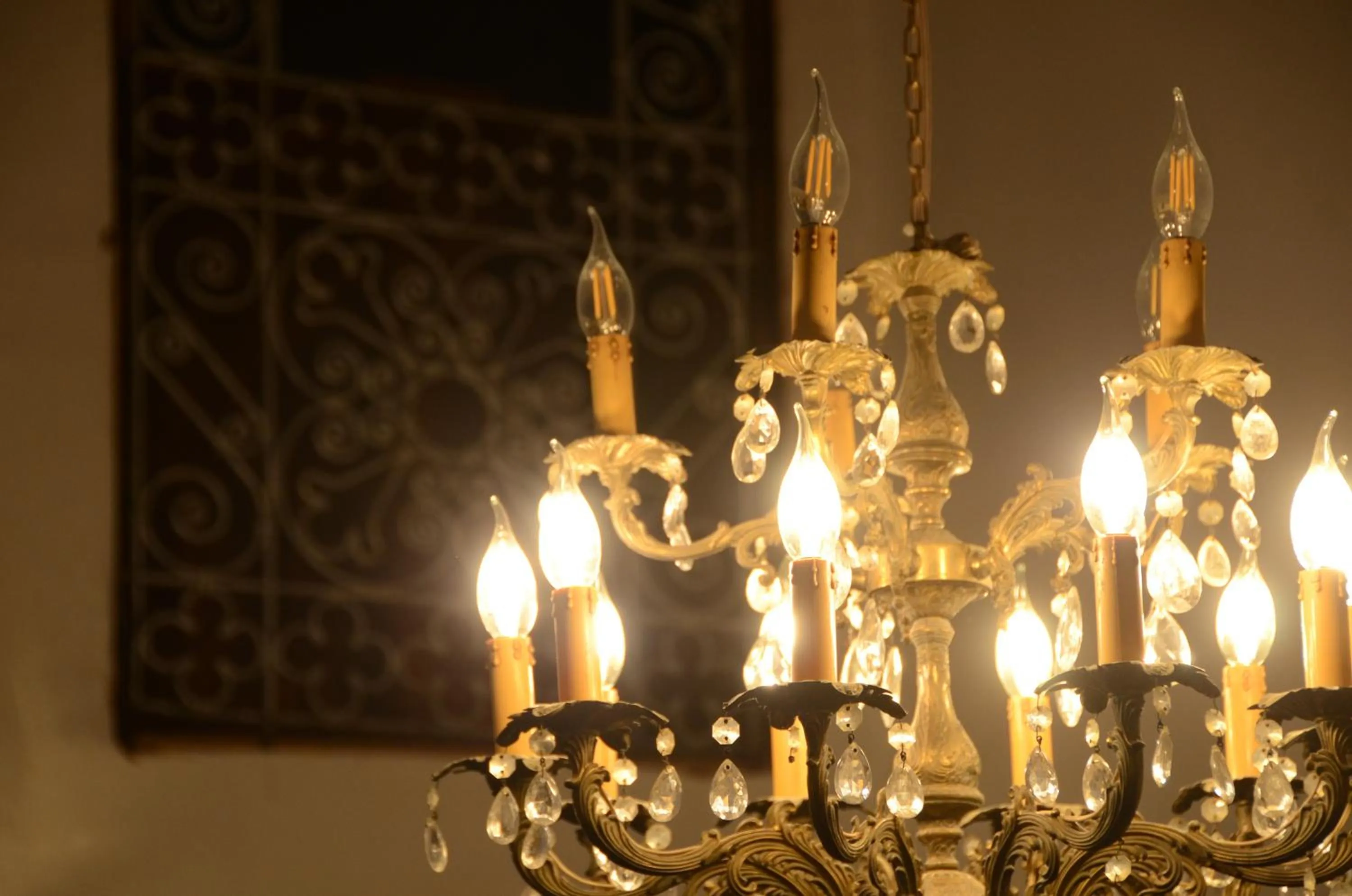 Decorative detail in Le Cèdre D'argent