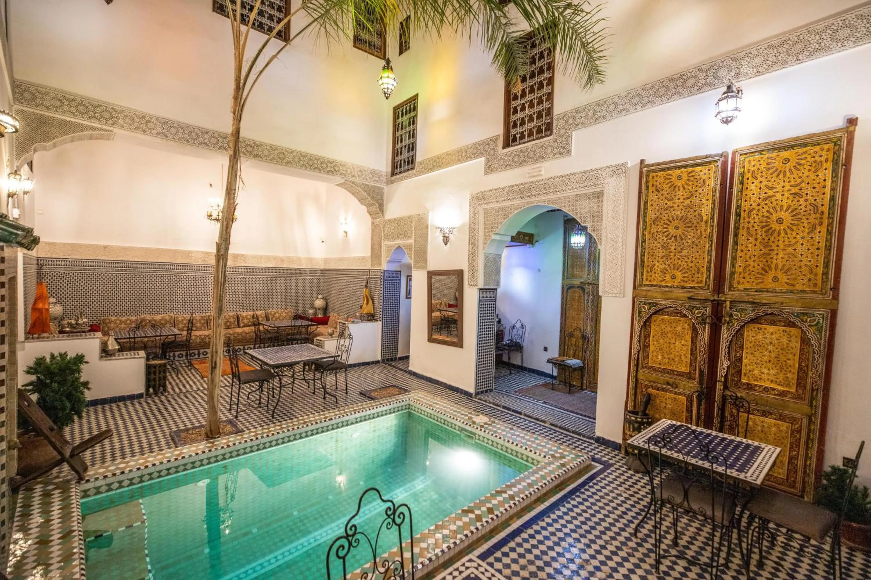 Swimming pool in Le Cèdre D'argent