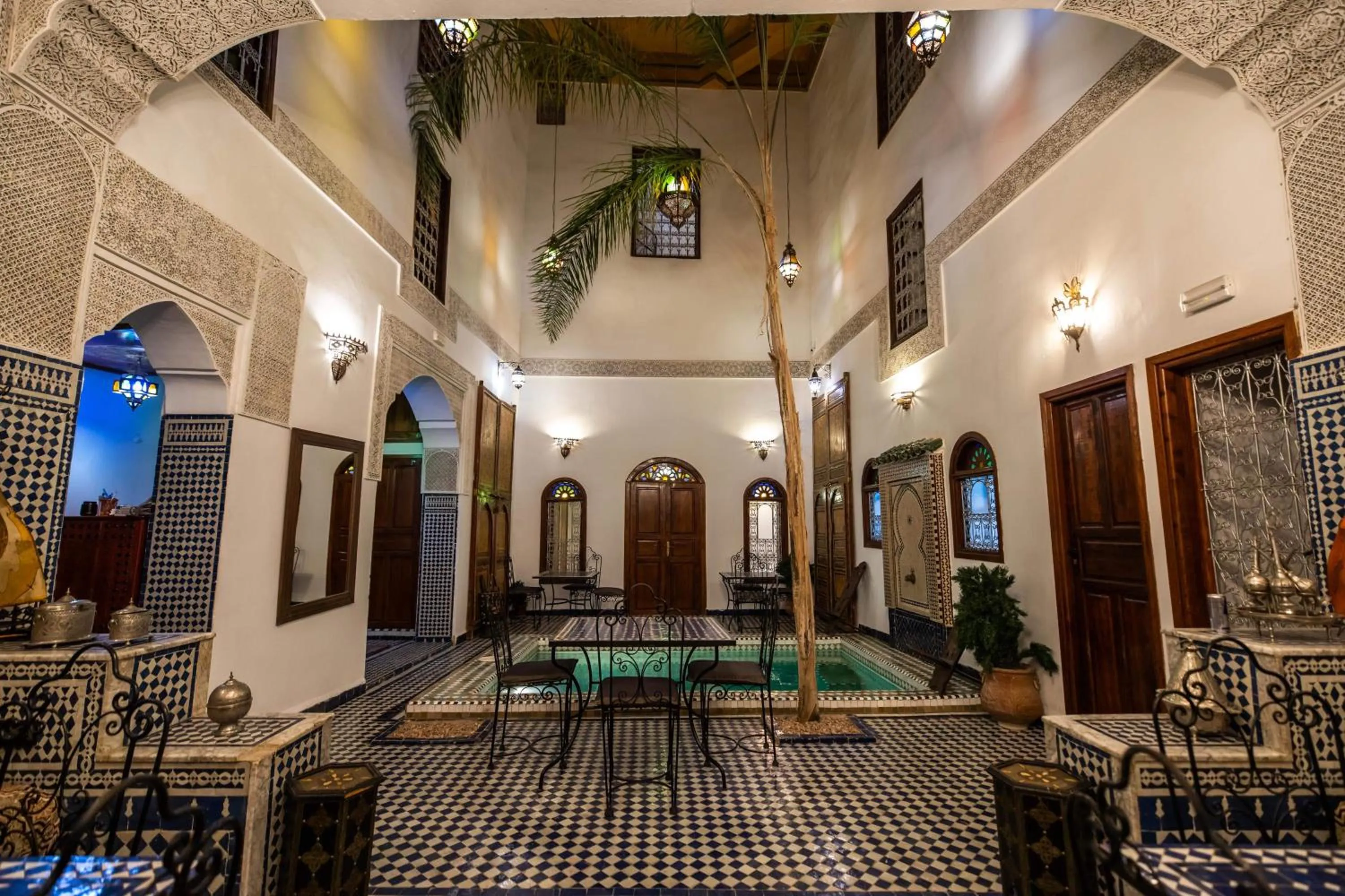 Lobby or reception in Le Cèdre D'argent