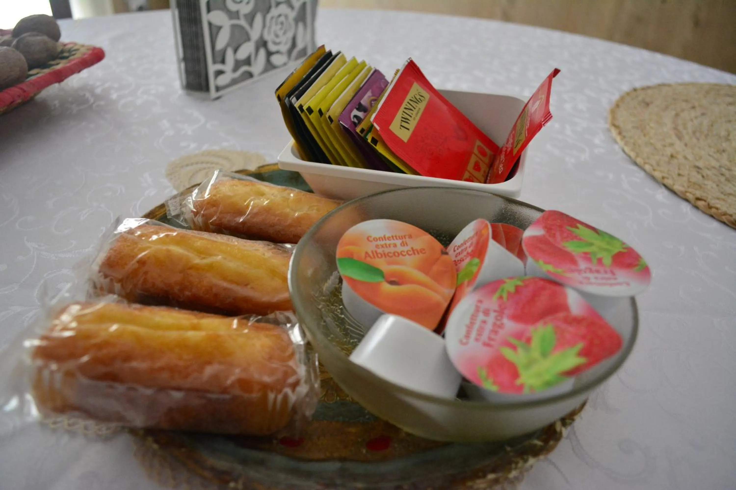 On site in La Scala Rho B&B