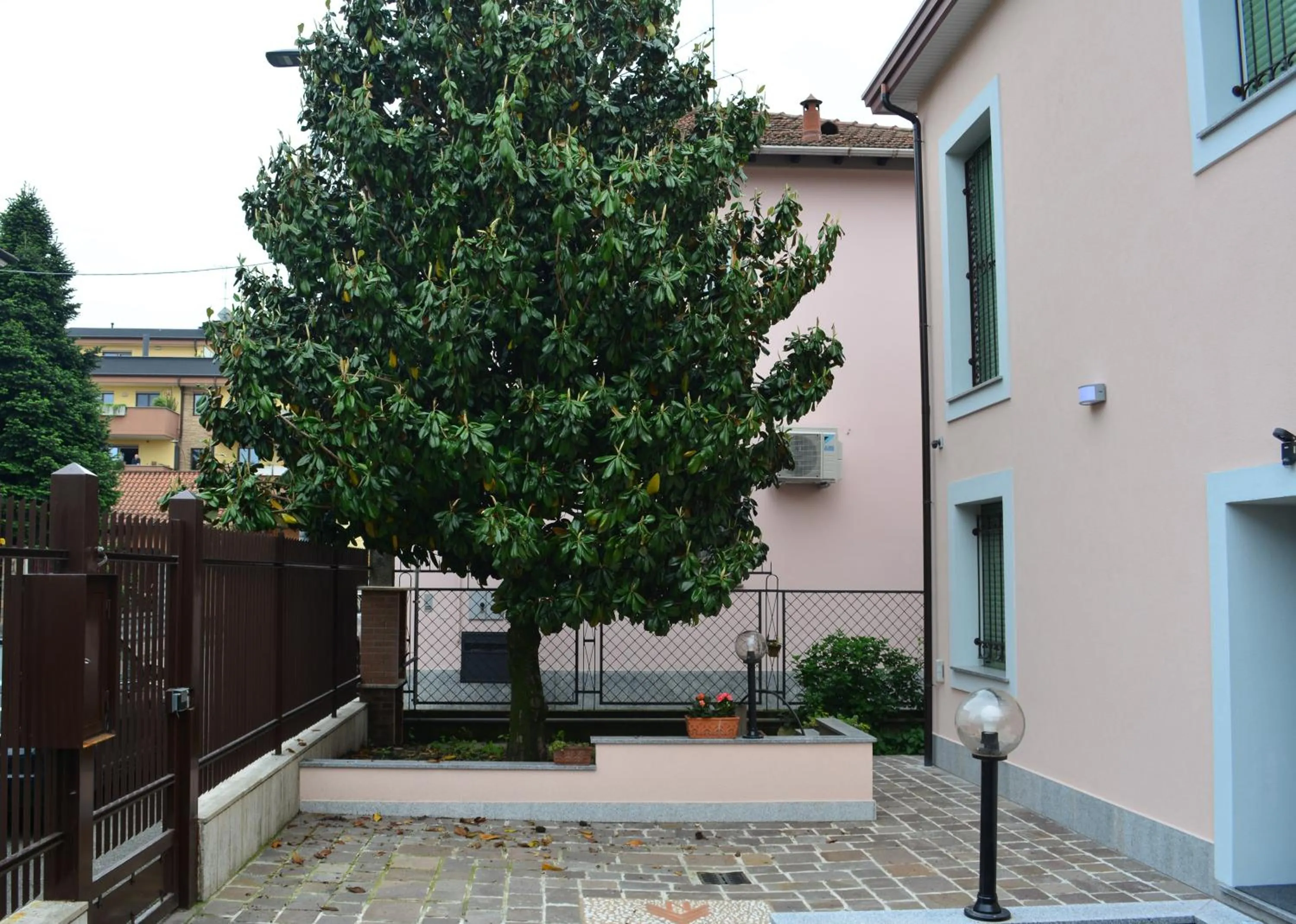 Property building in La Scala Rho B&B