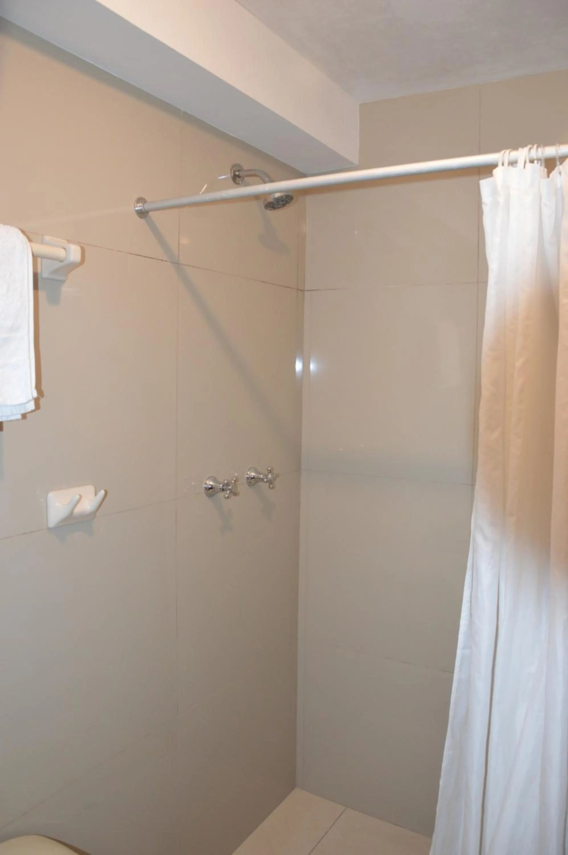 Standard Triple Room in Hostal Wasichay