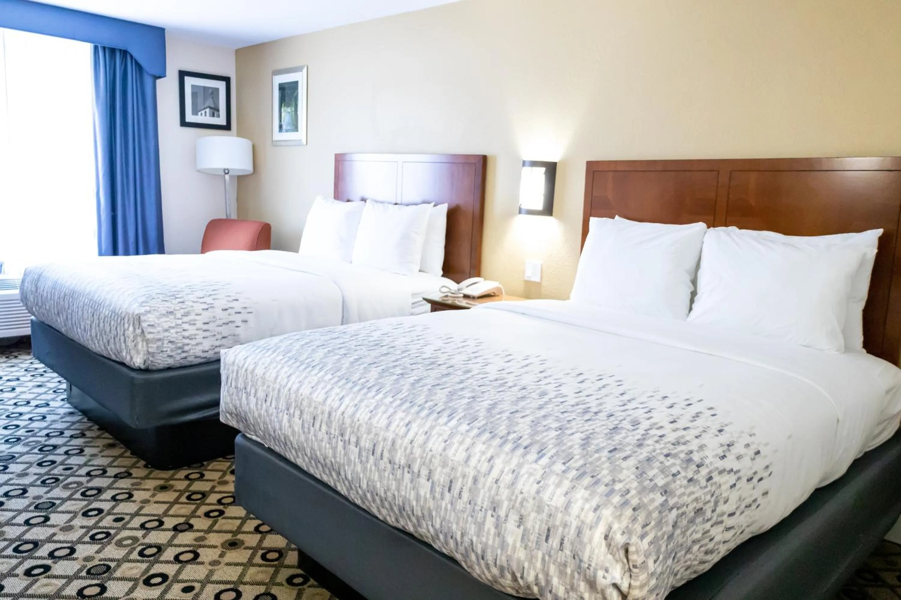 Bed in Baymont by Wyndham College Park Atlanta Airport South