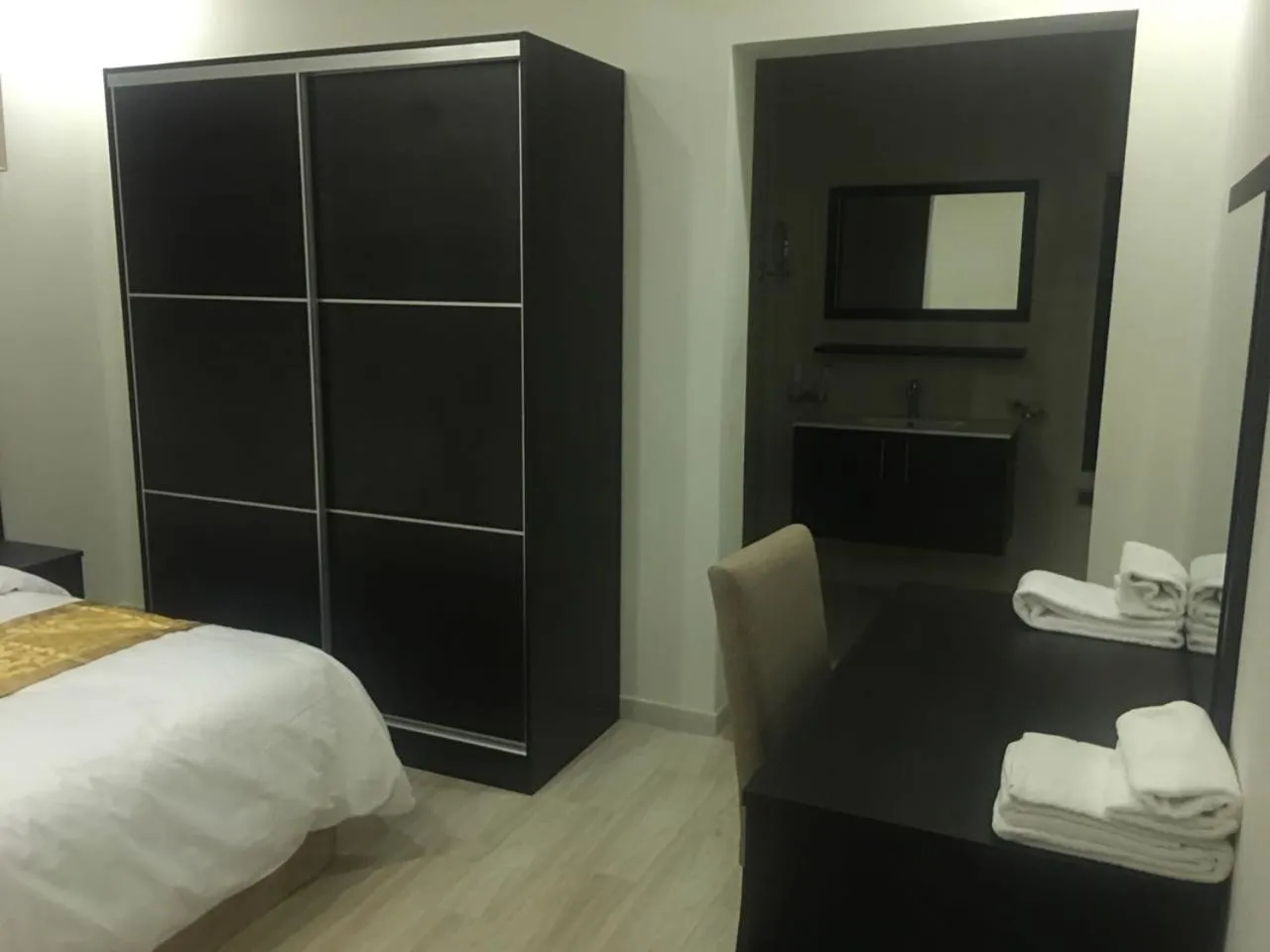 Decorative detail, Bed in Nourth House ApartHotel-شقق البيت الشمالي للشقق المفروشة