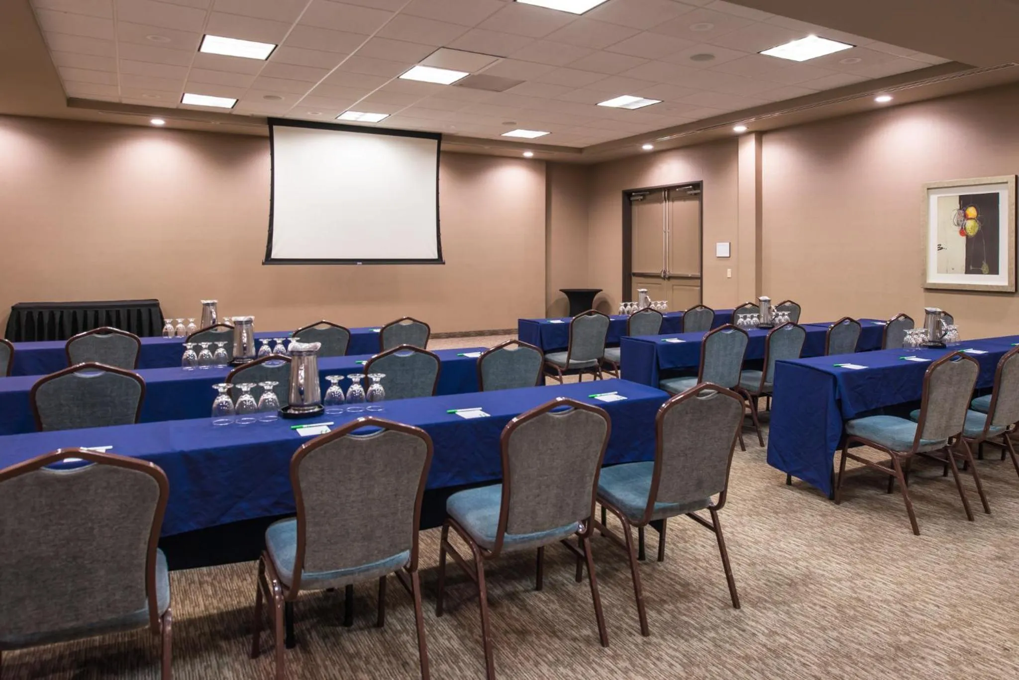 Meeting/conference room in Holiday Inn Ontario Airport - California by IHG