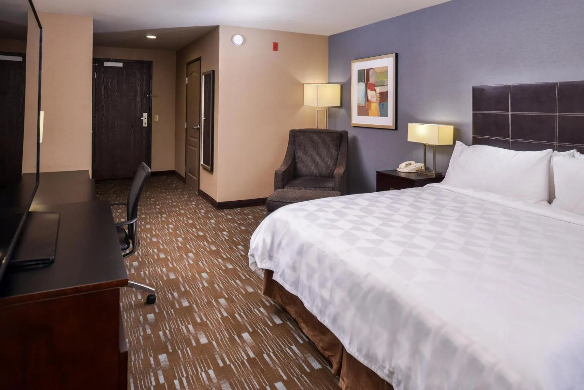 Photo of the whole room, Bed in Holiday Inn Ontario Airport - California by IHG