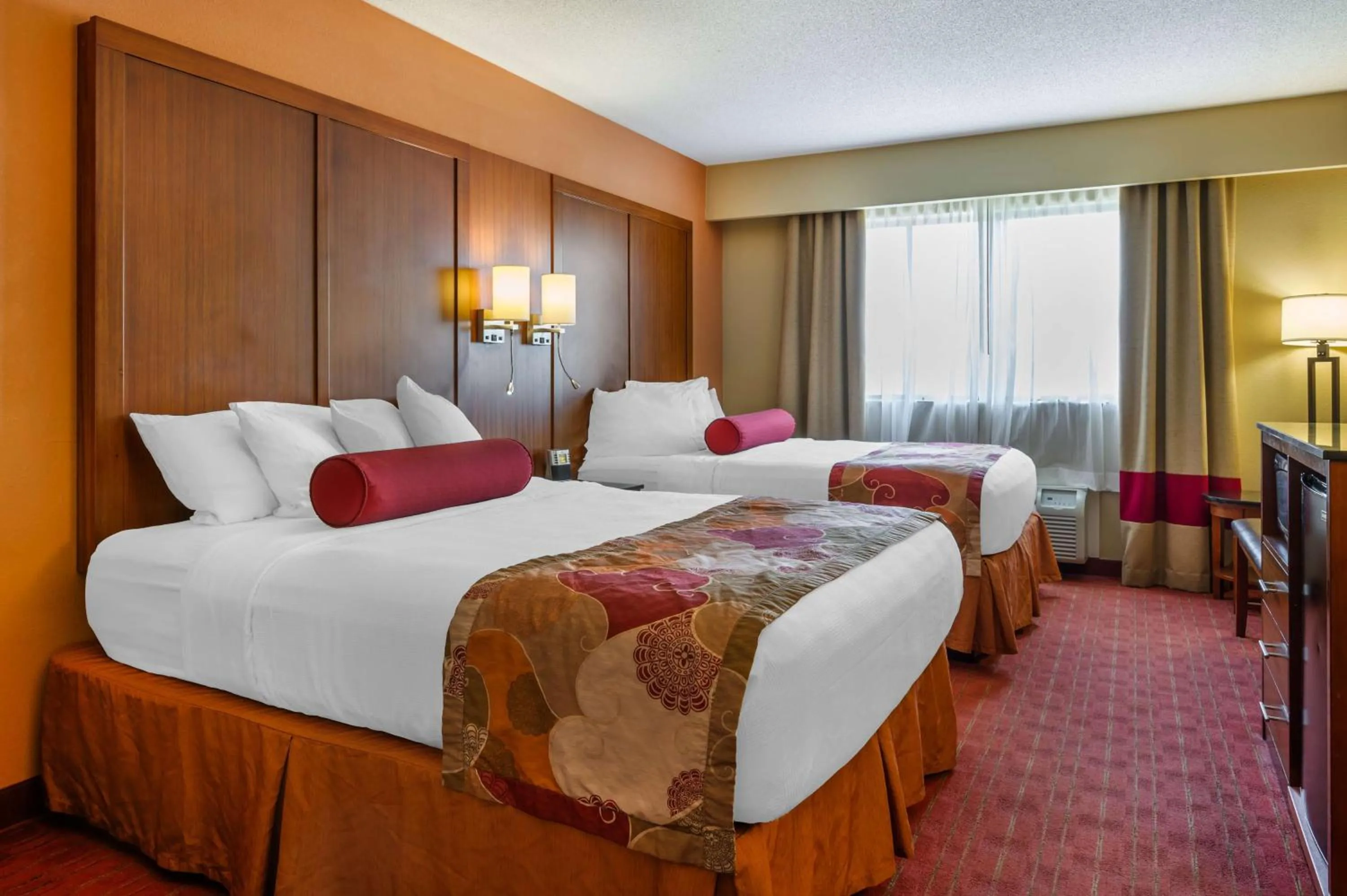 Bedroom, Bed in Best Western Plus Georgetown Corporate Center Hotel