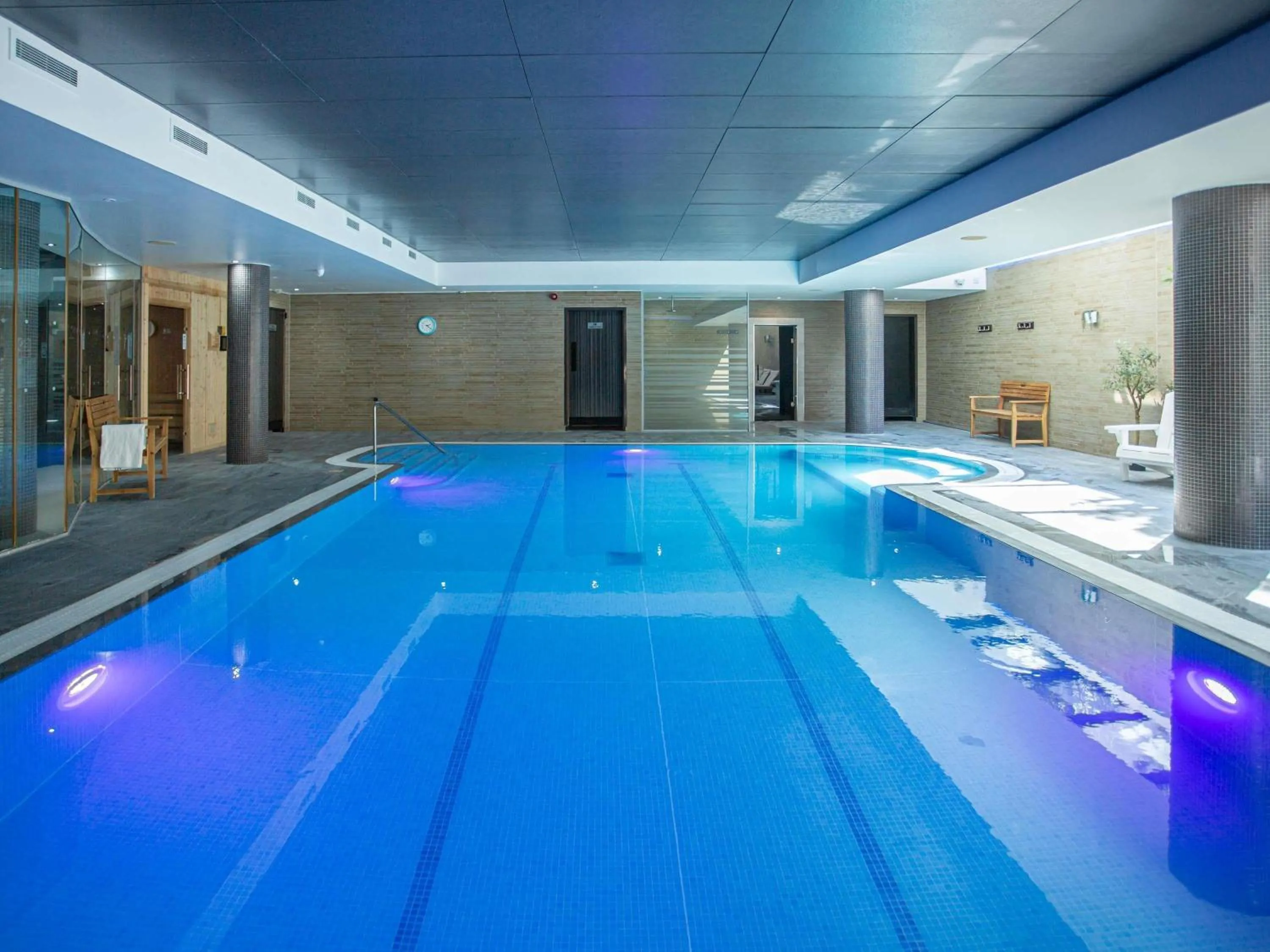 Property building in Novotel Edinburgh Park