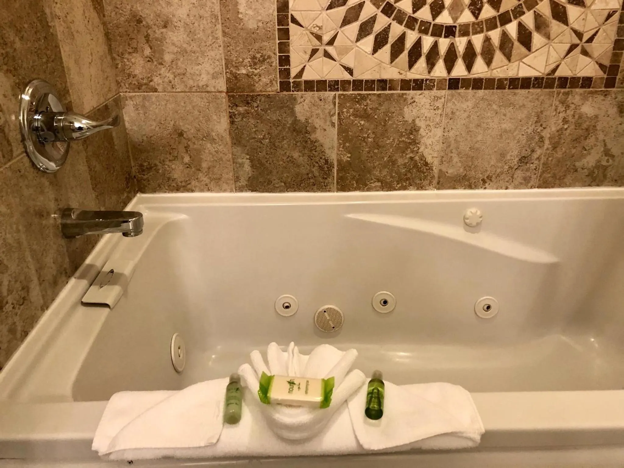Bath in Inn at the Prom Oceanfront