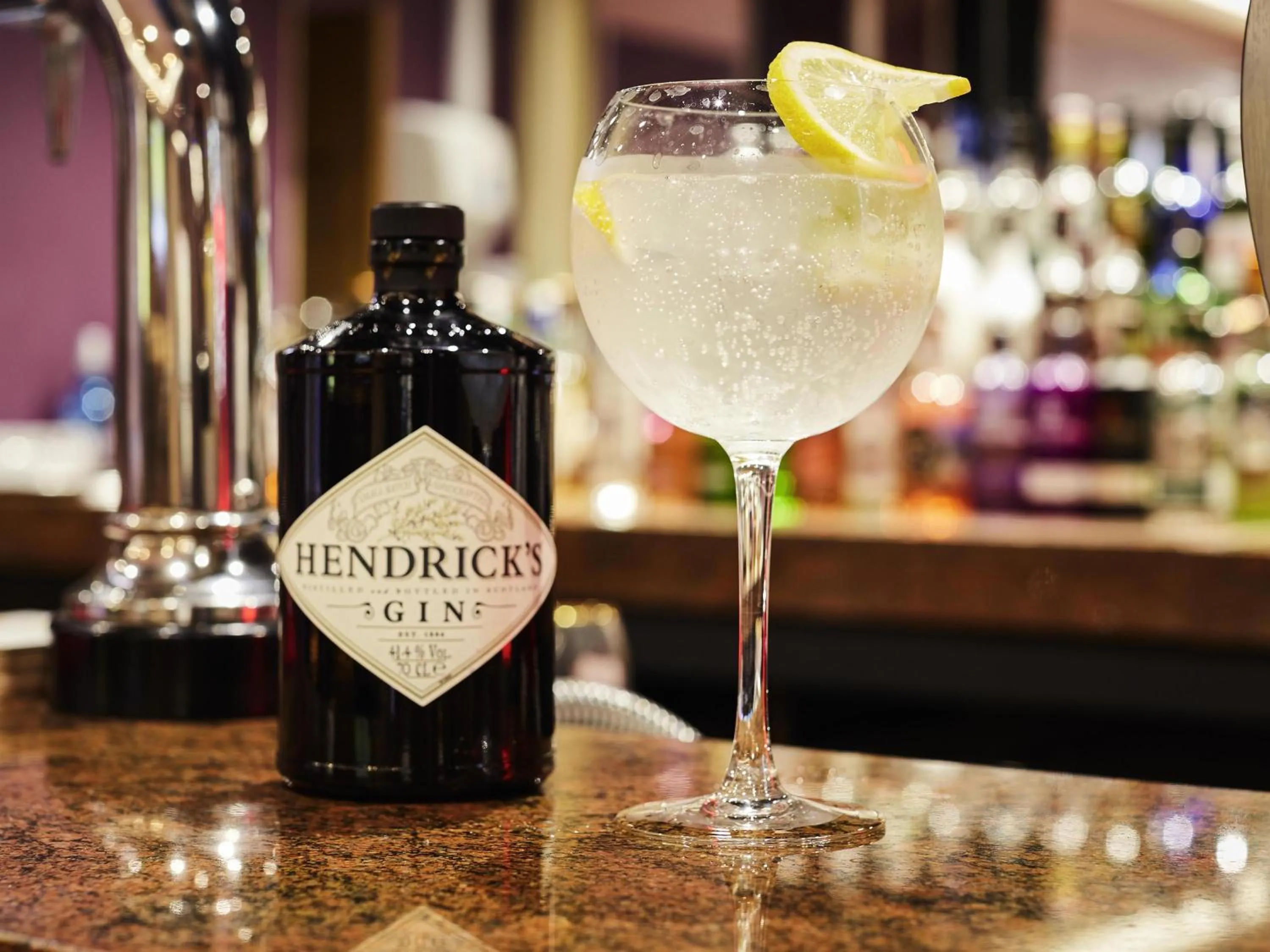 Lounge or bar in Mercure St Helens