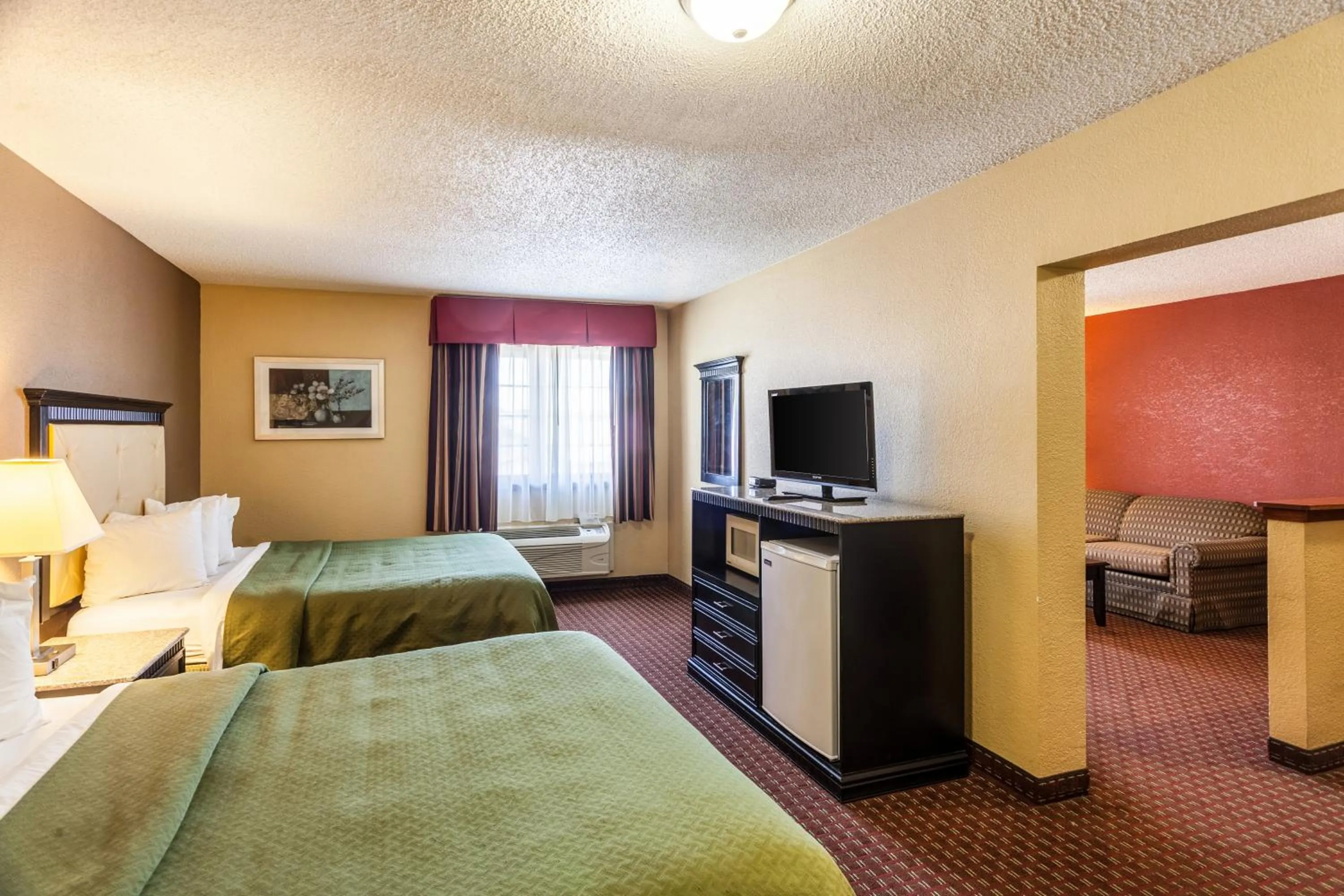 Bedroom, Bed in Quality Inn & Suites Lincoln South