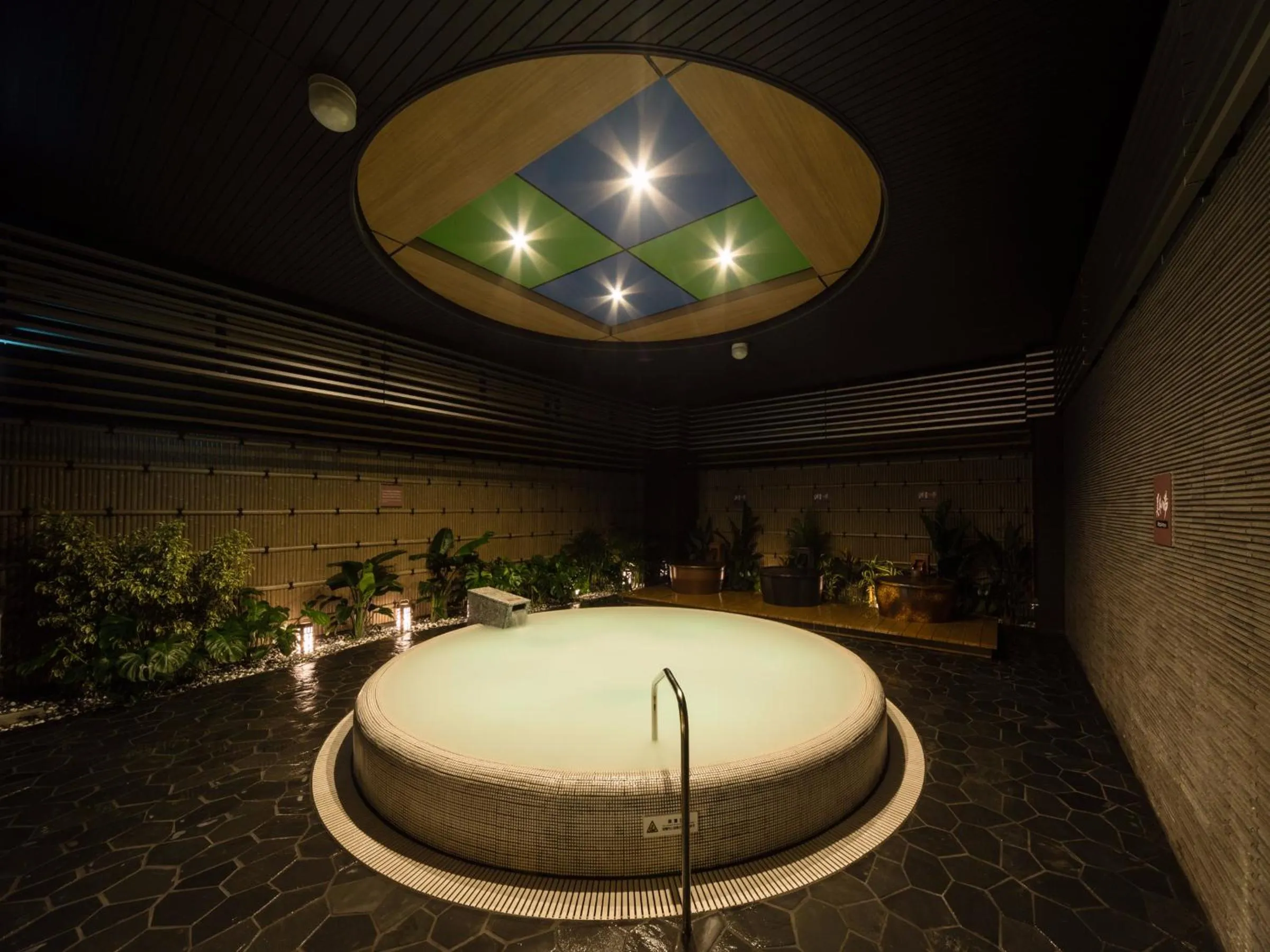 Open Air Bath in APA Hotel & Resort Tokyo Bay Makuhari