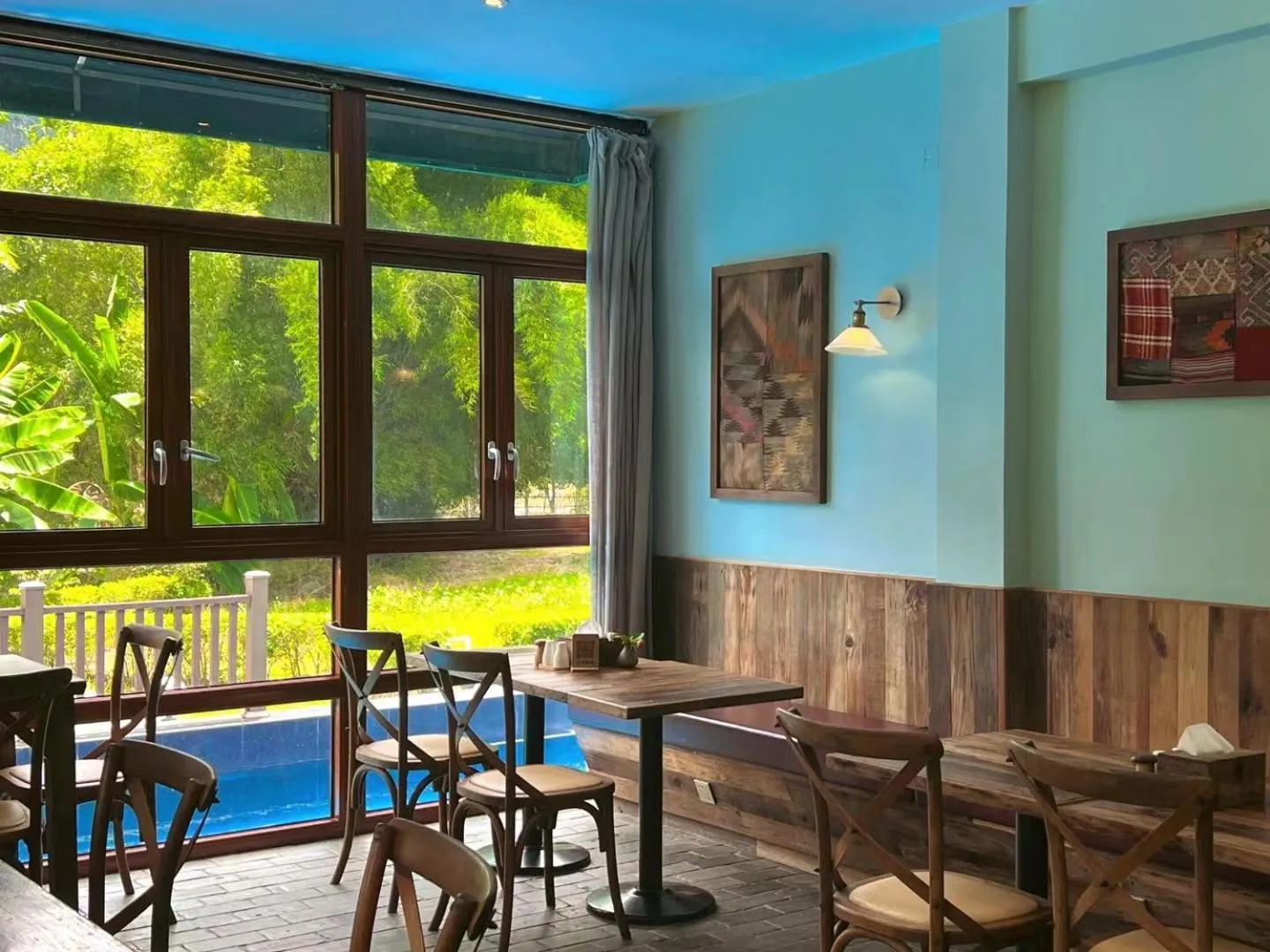 Restaurant/places to eat in Moondance Boutique Resort