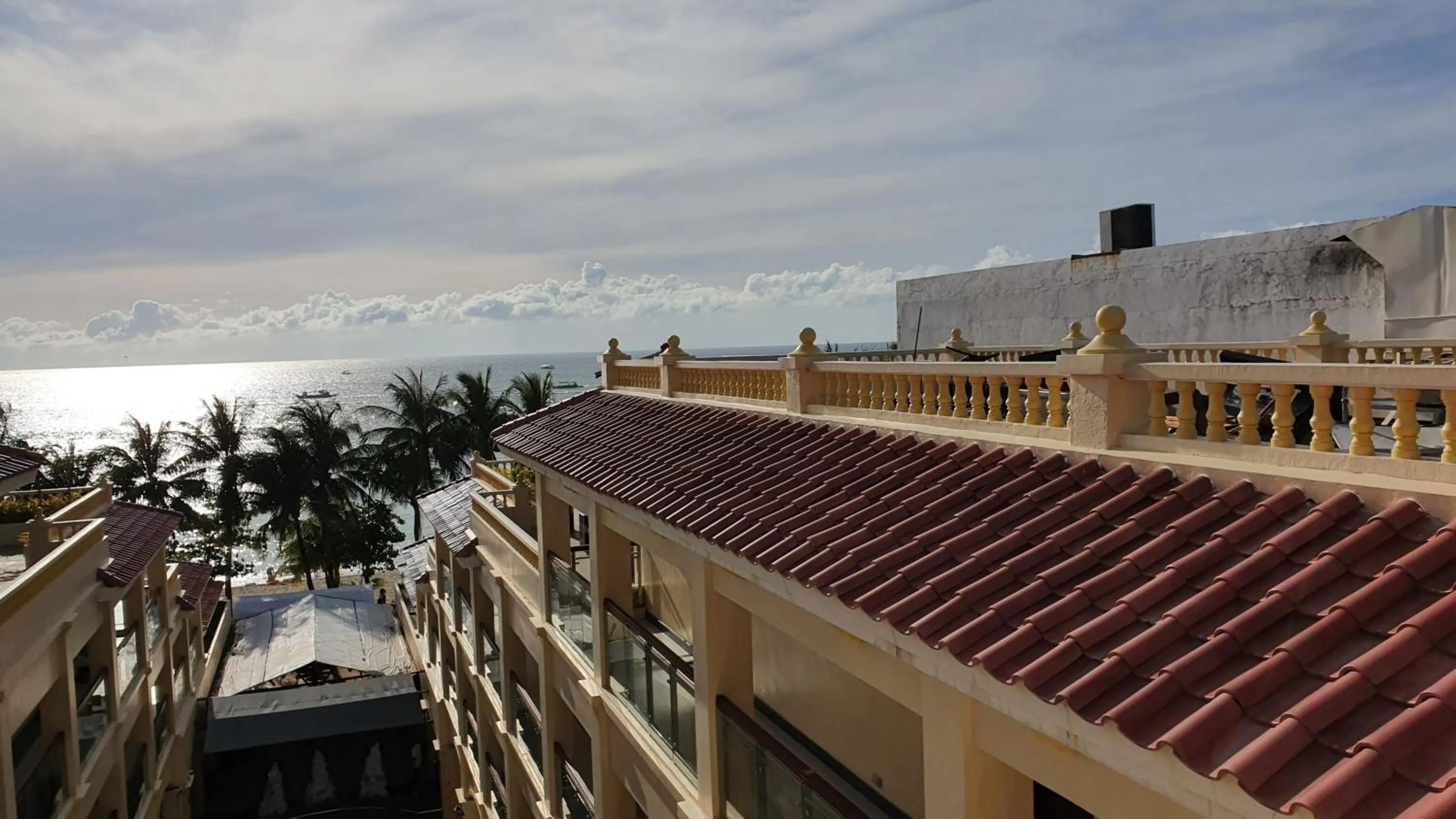 Property building in Golden Phoenix Hotel Boracay