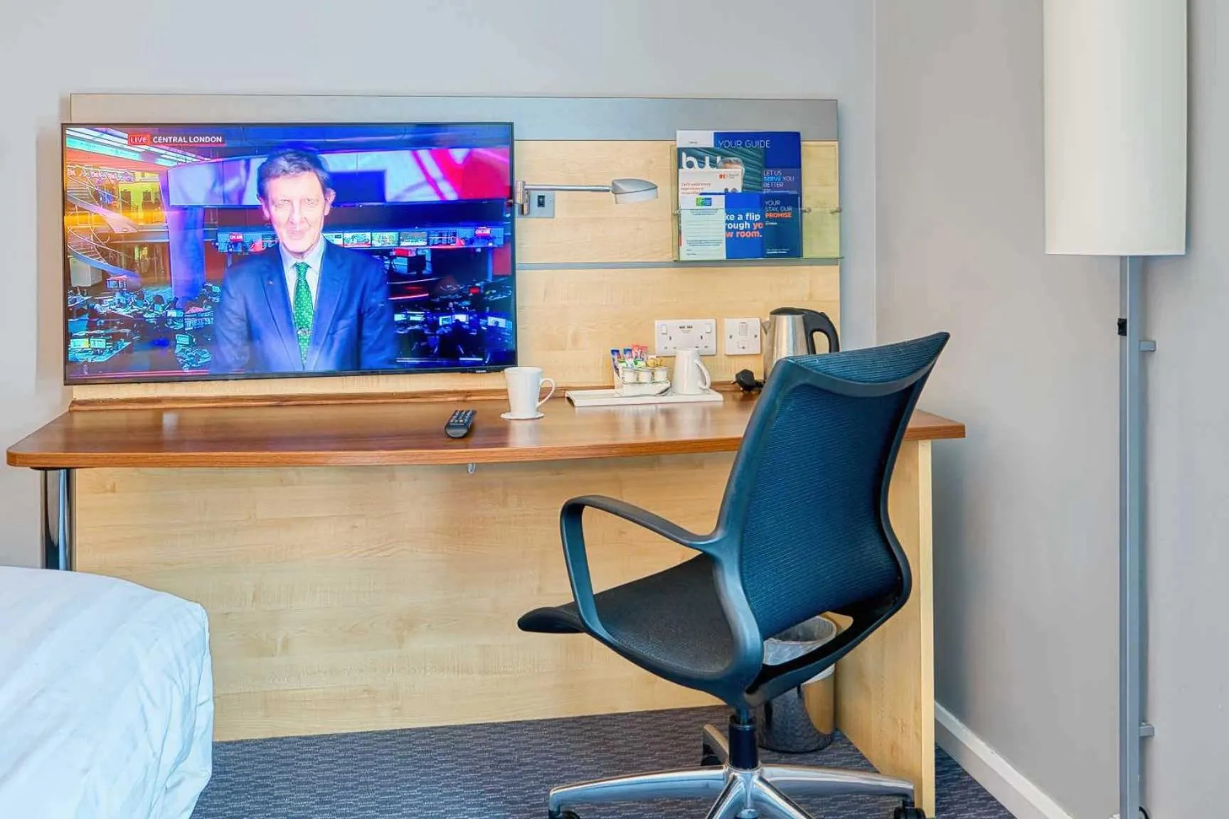 Bedroom in Holiday Inn Express Hull City Centre by IHG