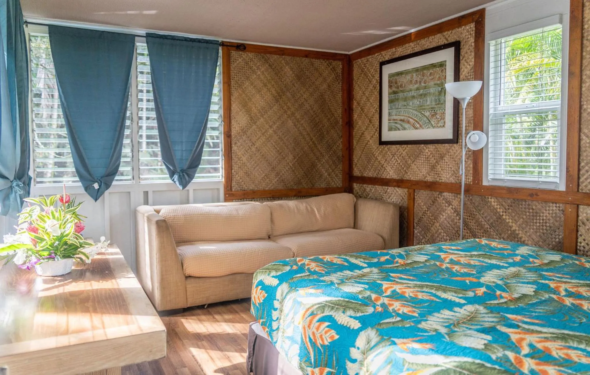 Seating area, Bed in Hawaiian Sanctuary Eco Retreat Center