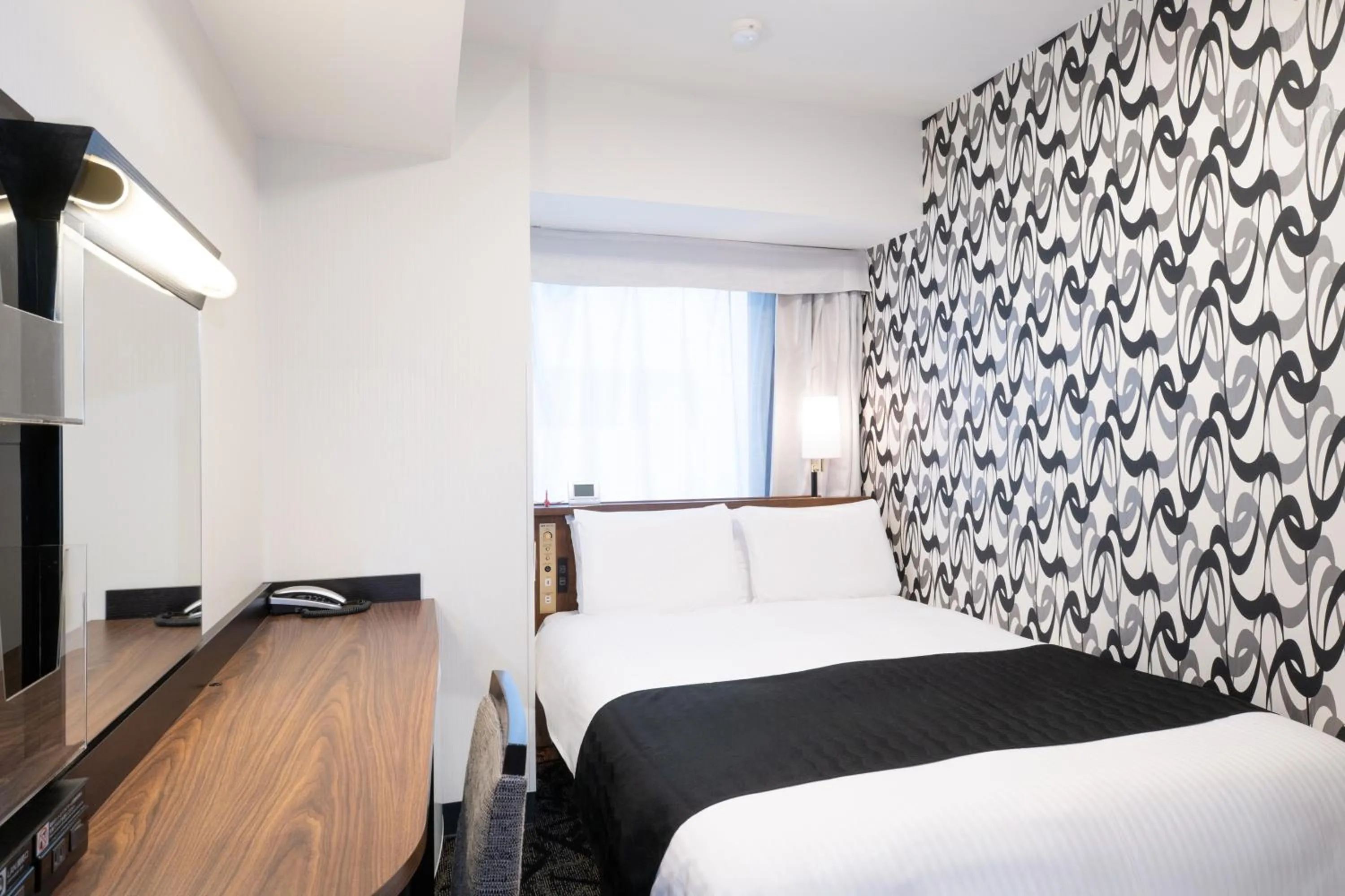 Bed in APA Hotel Nihonbashi Hamacho Ekiminami