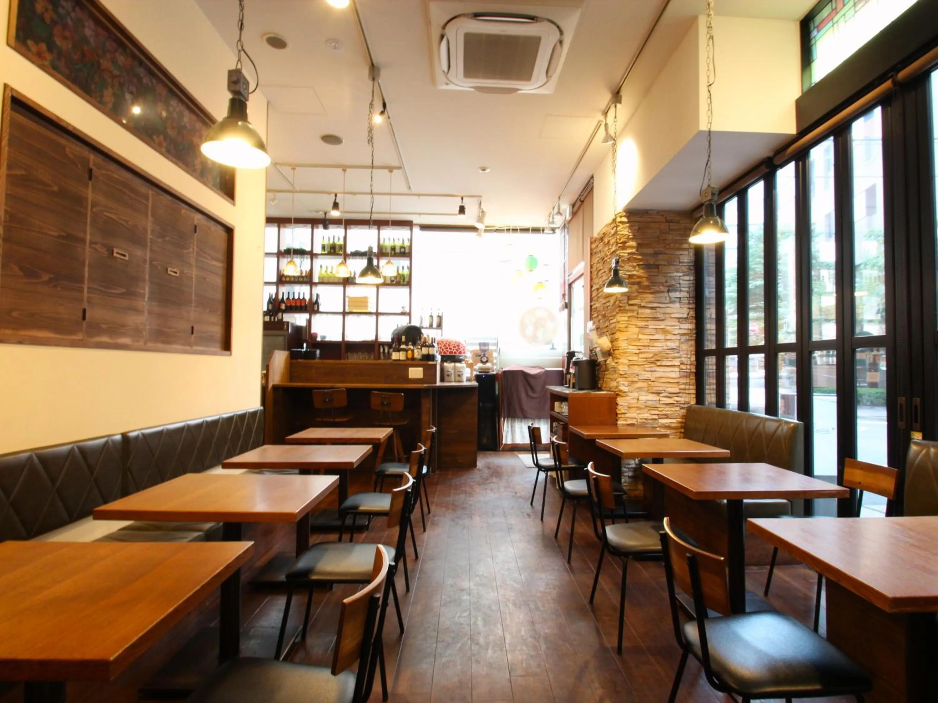 Restaurant/places to eat in APA Hotel Hatchobori Ekiminami