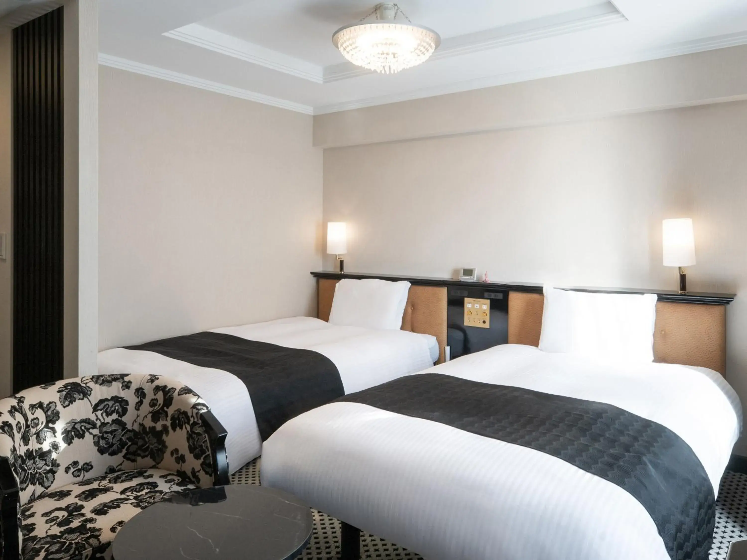 Deluxe Twin Room - Non-Smoking in APA Hotel Hatchobori Ekiminami Deluxe Twin Room - Non-Smoking in APA Hotel Hatchobori Ekiminami