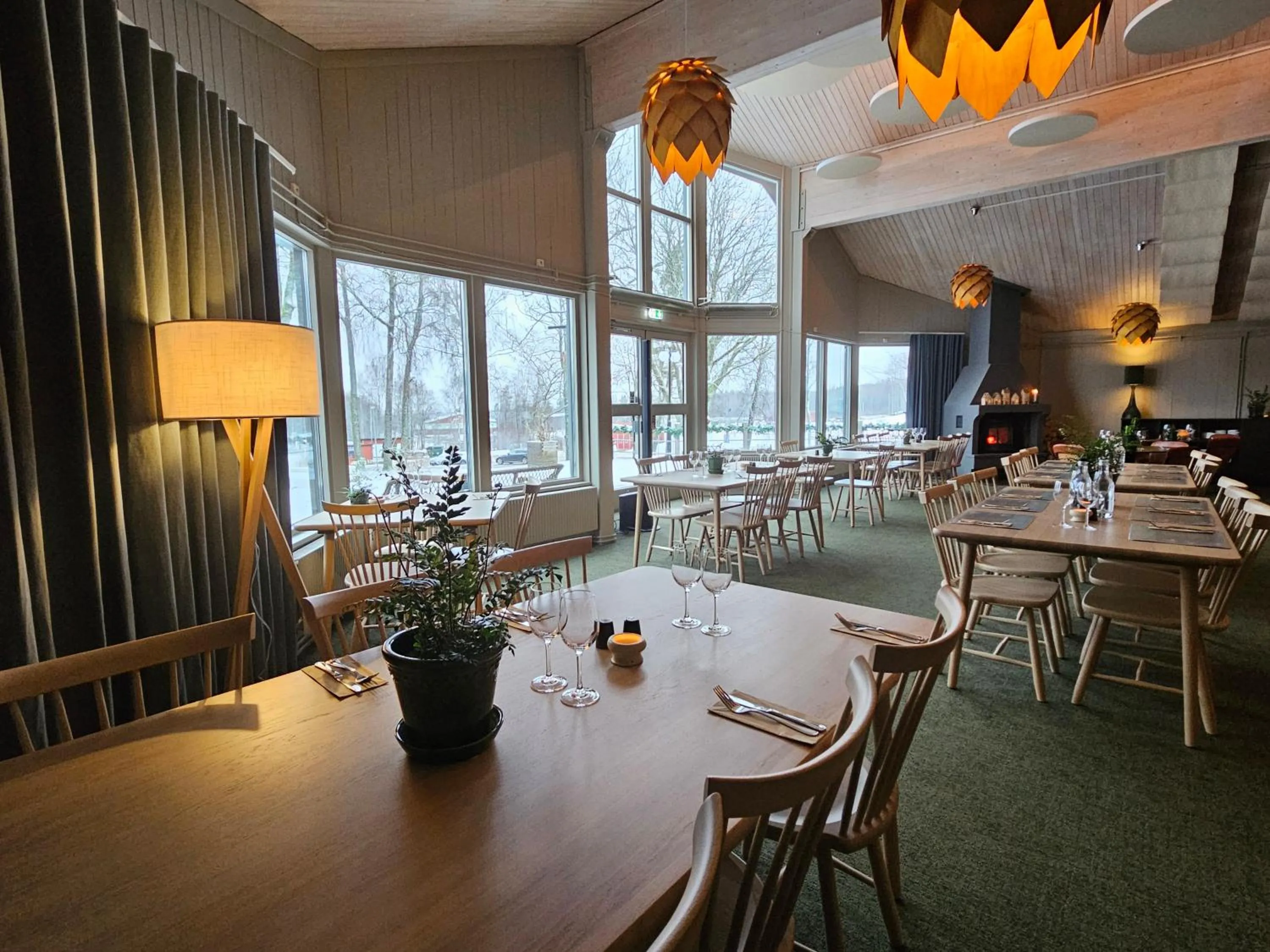 Restaurant/places to eat in Hotell Lassalyckan