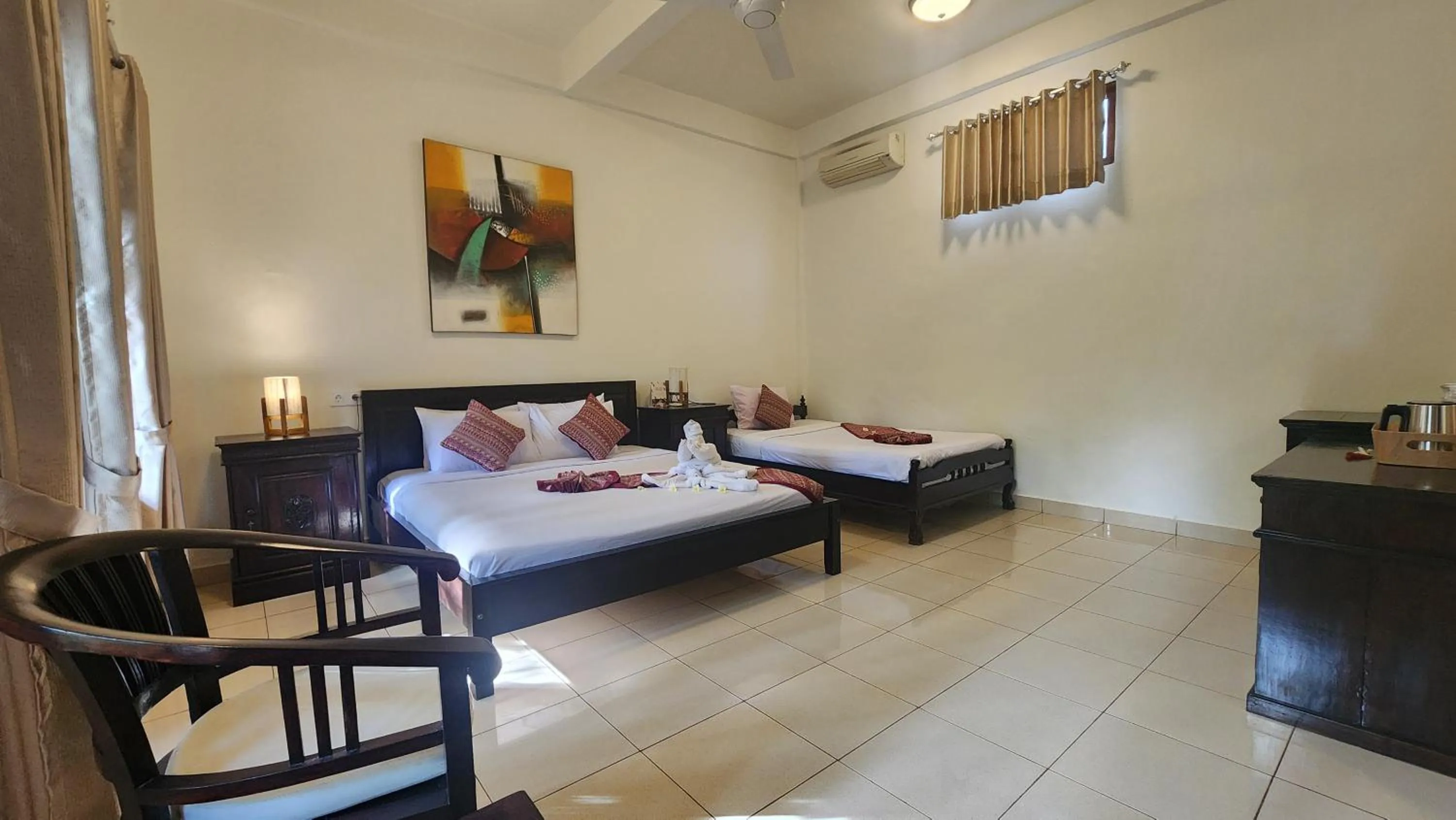 Bed in Suma Beach Hotel