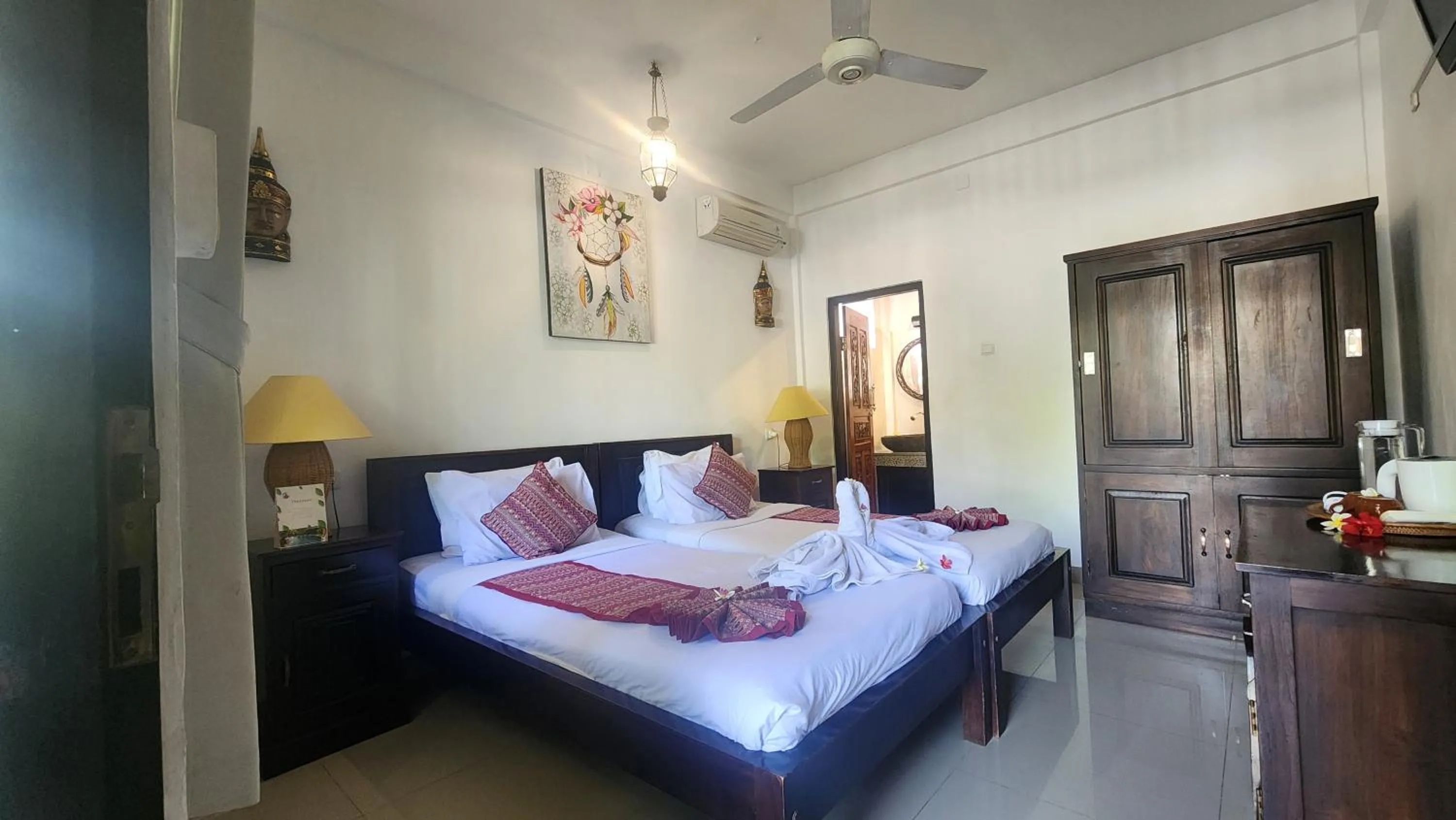 Bed in Suma Beach Hotel