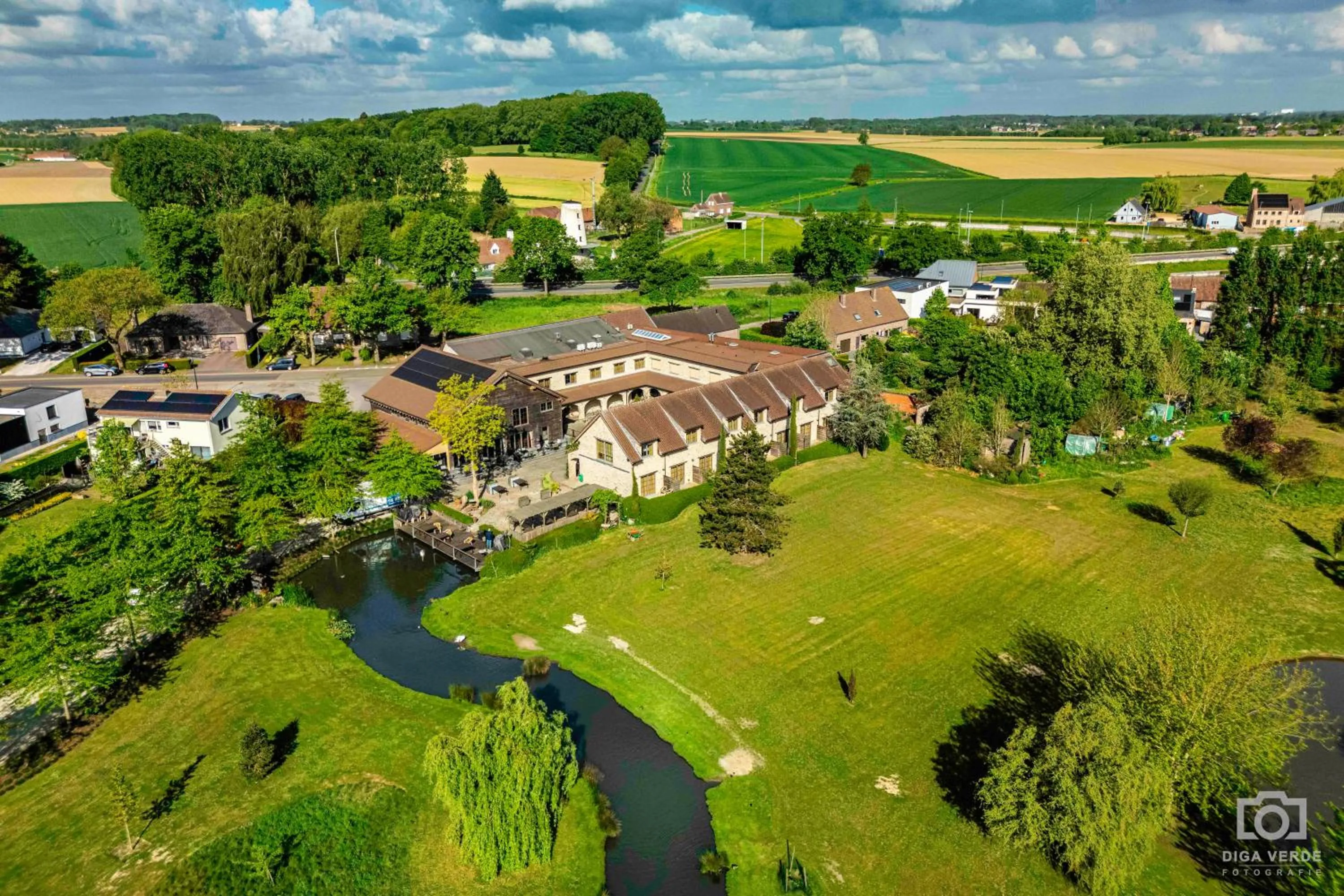 Property building in Country Lodge Hotel Moriaanshoofd