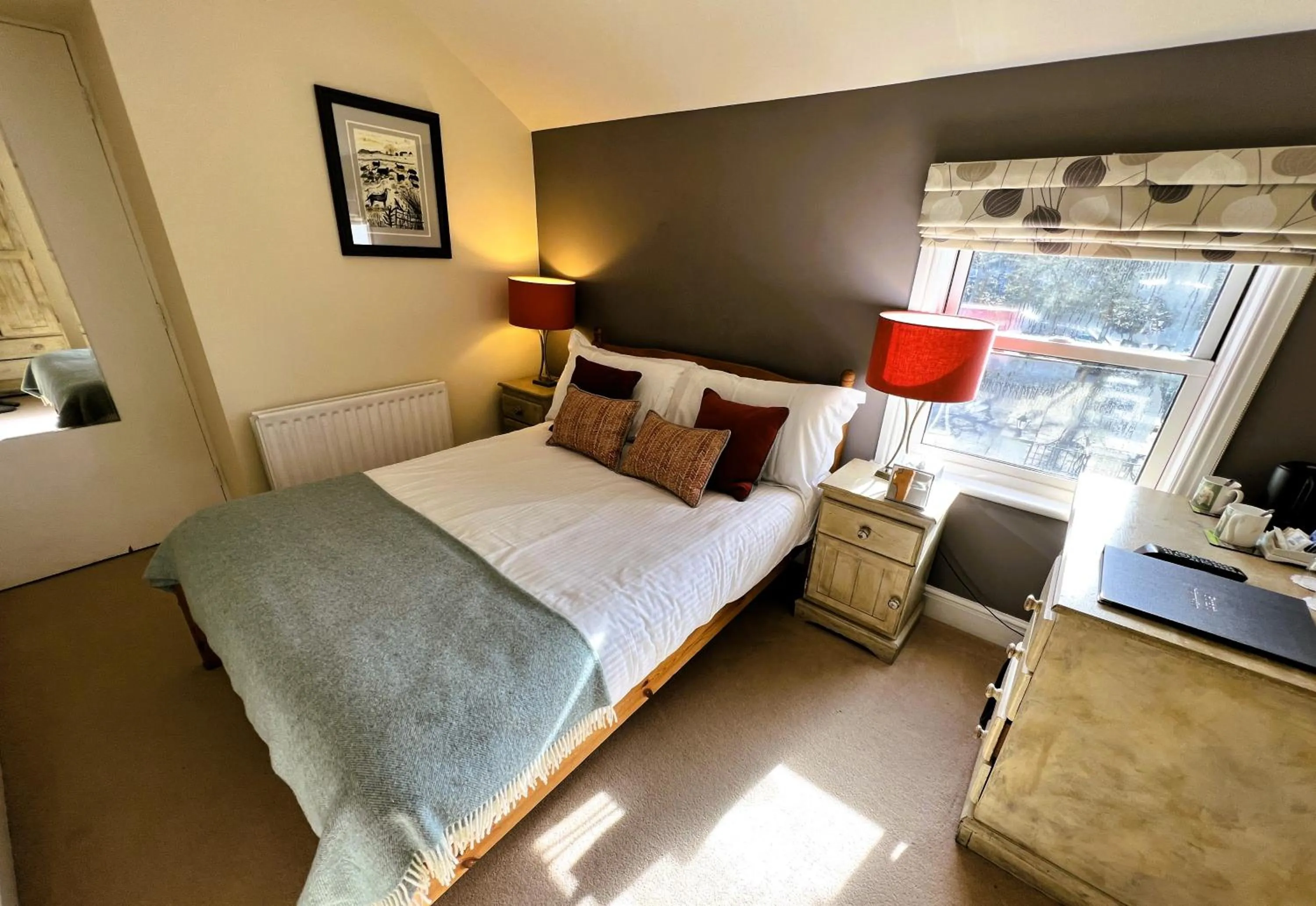 Bedroom, Bed in Ravenstone Lodge Country House Hotel
