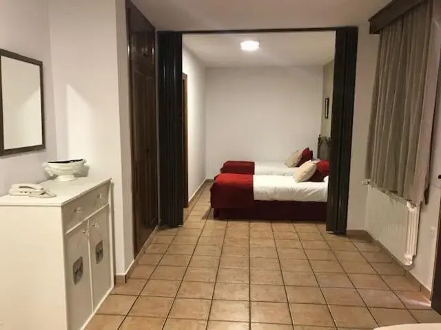 Quadruple Room in Hotel Patri Quadruple Room in Hotel Patri