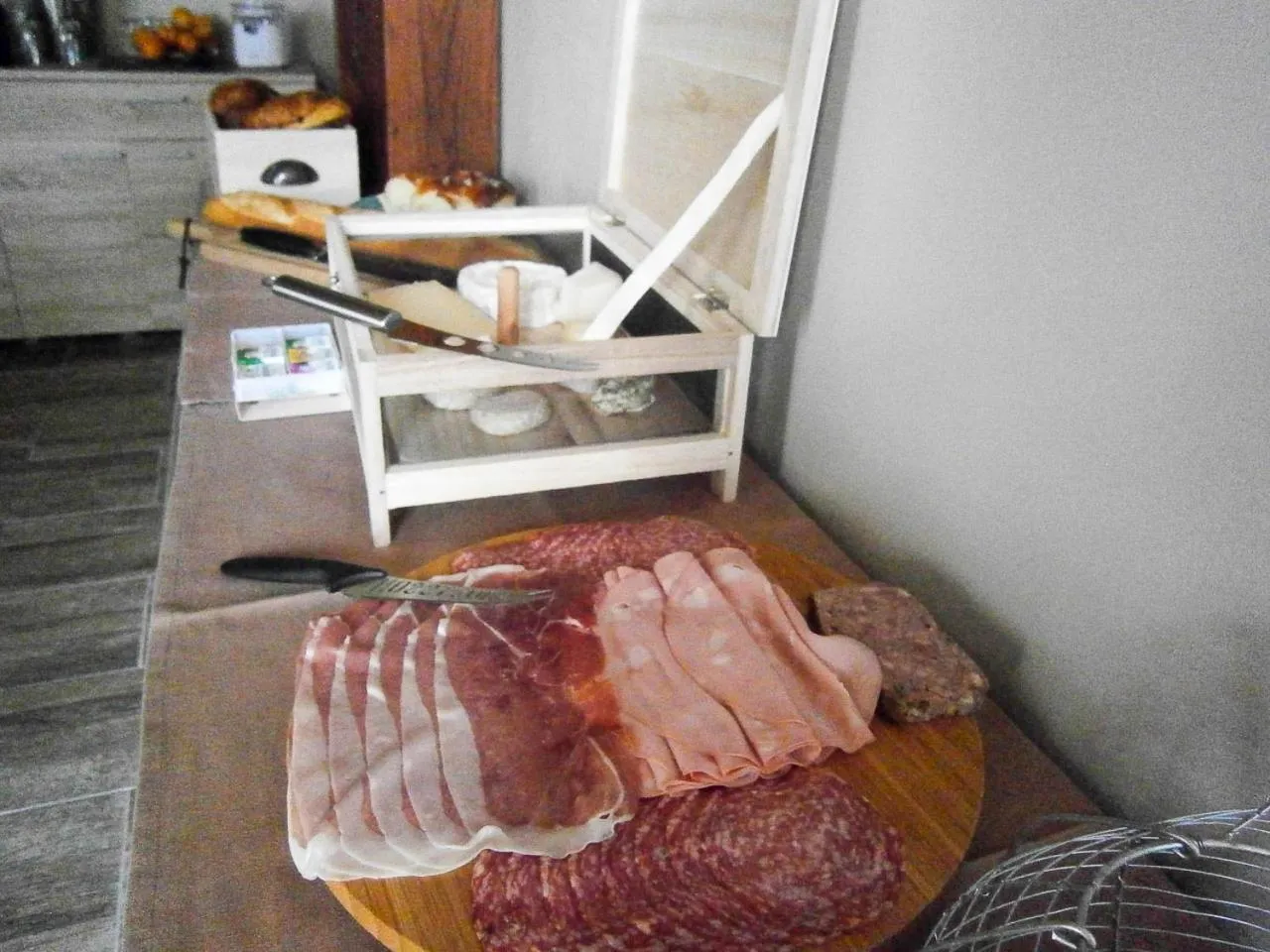 Breakfast in Le Charhido