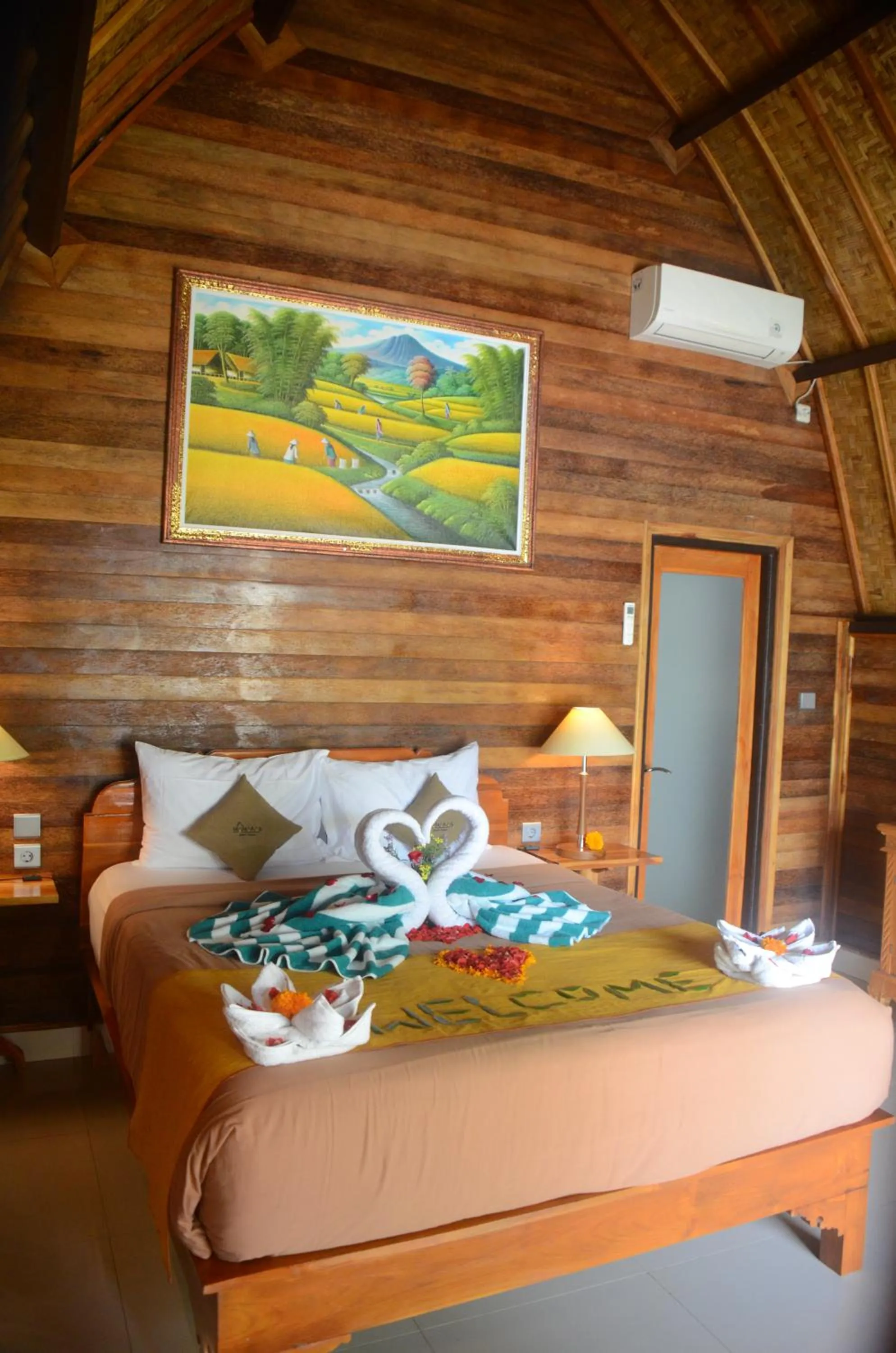 Bed in Mamaras Guest House