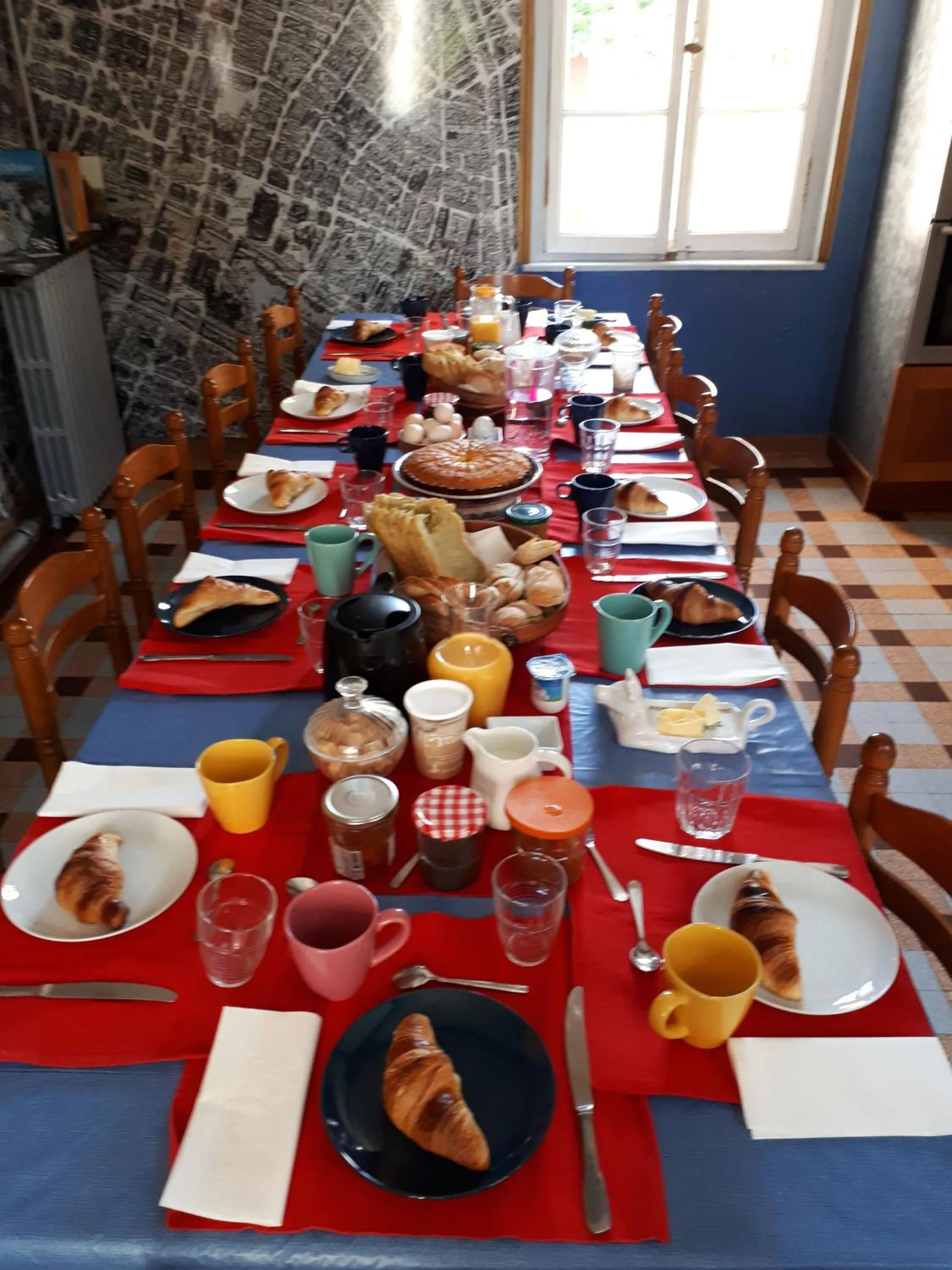 Continental breakfast in Chambres d'Hôtes Villa Mon Repos