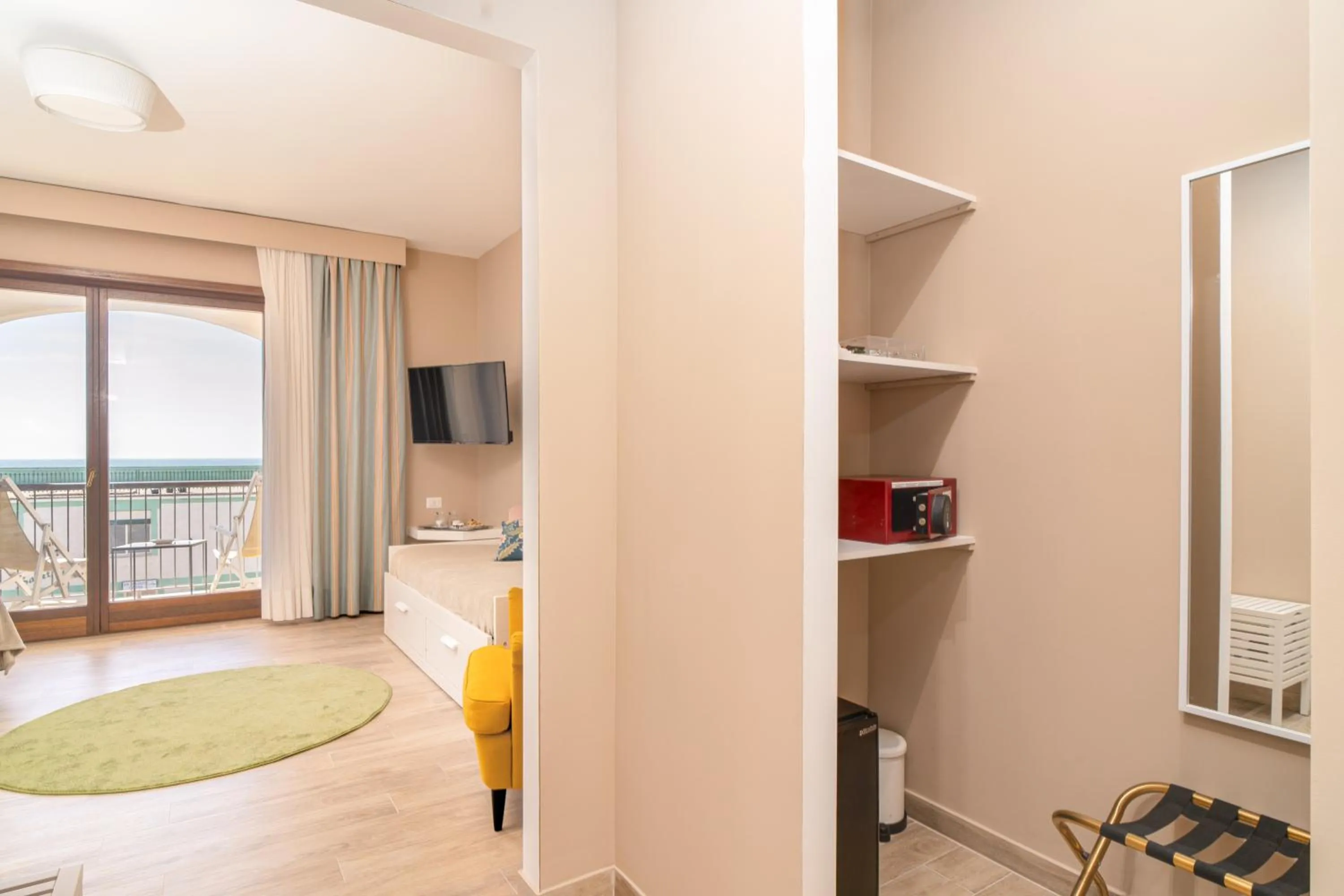 TV and multimedia in Smy Civico Zero