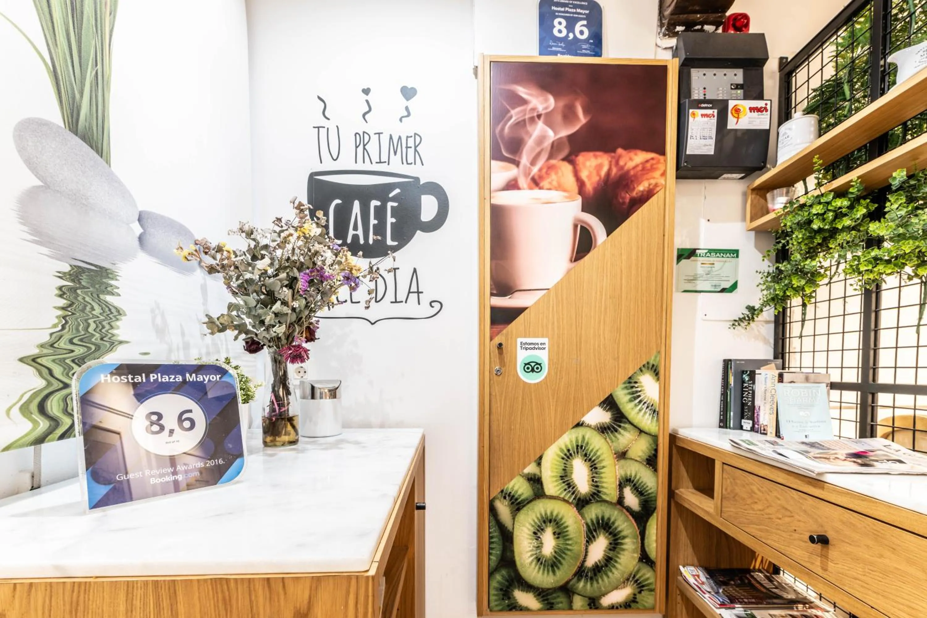 Lobby or reception in Hospedium Plaza Mayor Salamanca