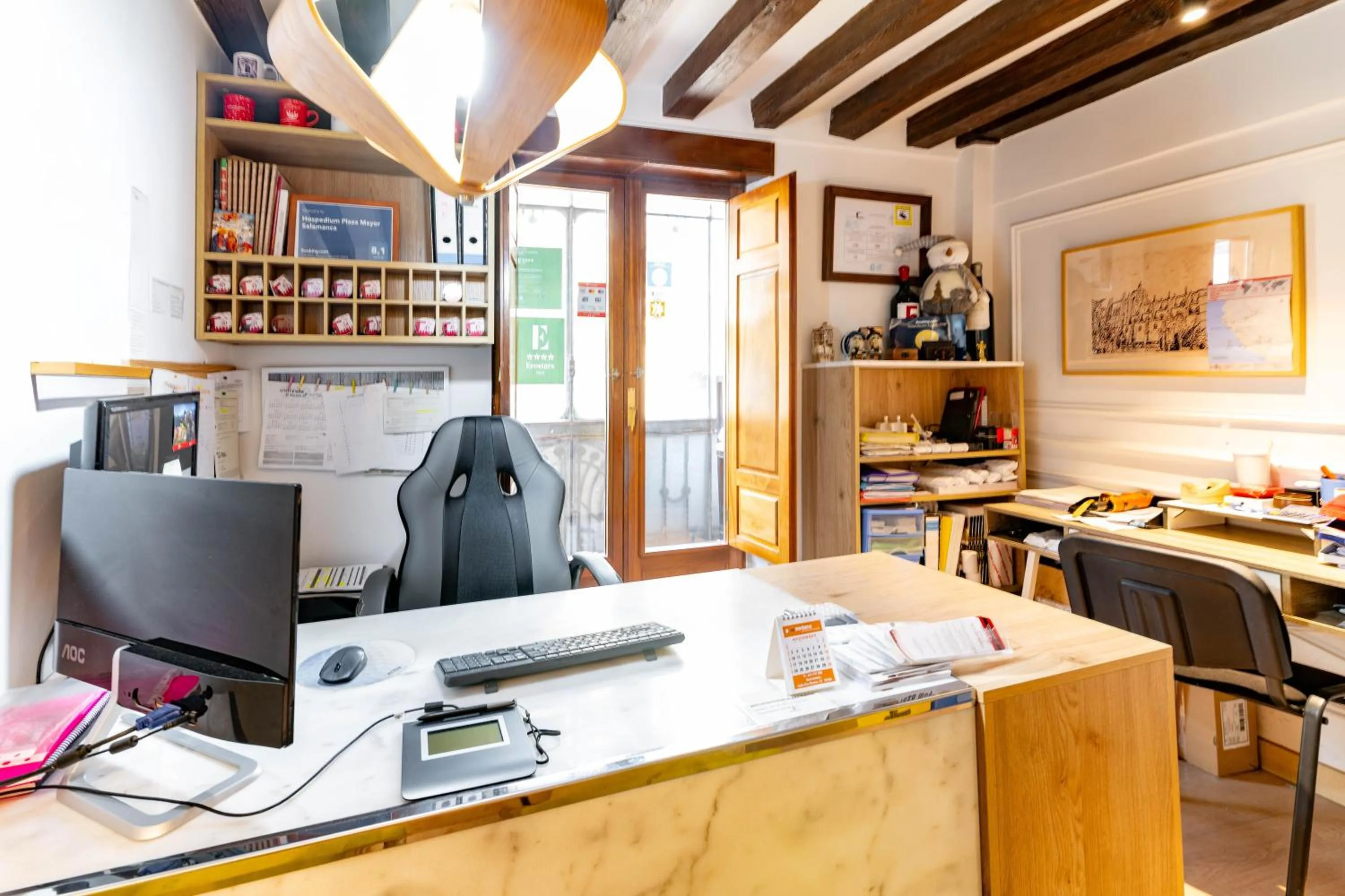 Lobby or reception in Hospedium Plaza Mayor Salamanca