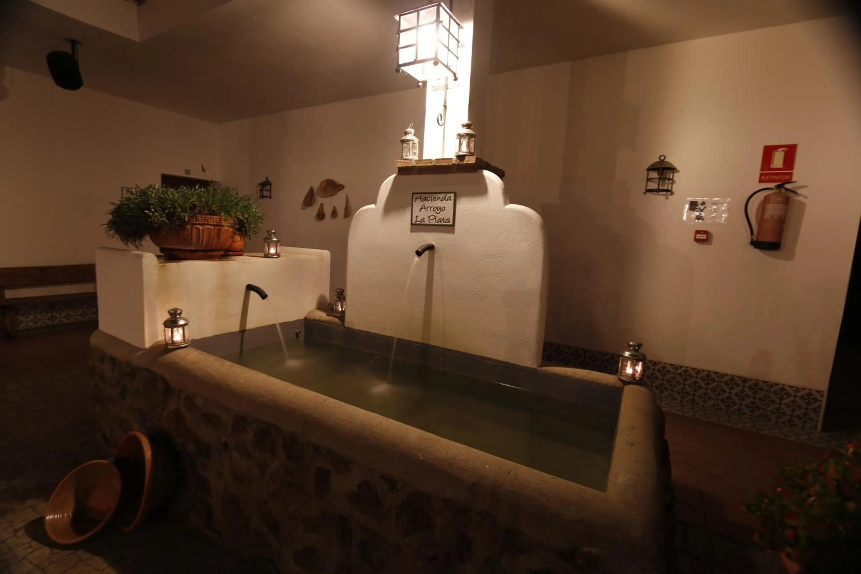 Inner courtyard view in Hotel Rural Arroyo la Plata by Bossh Hotels