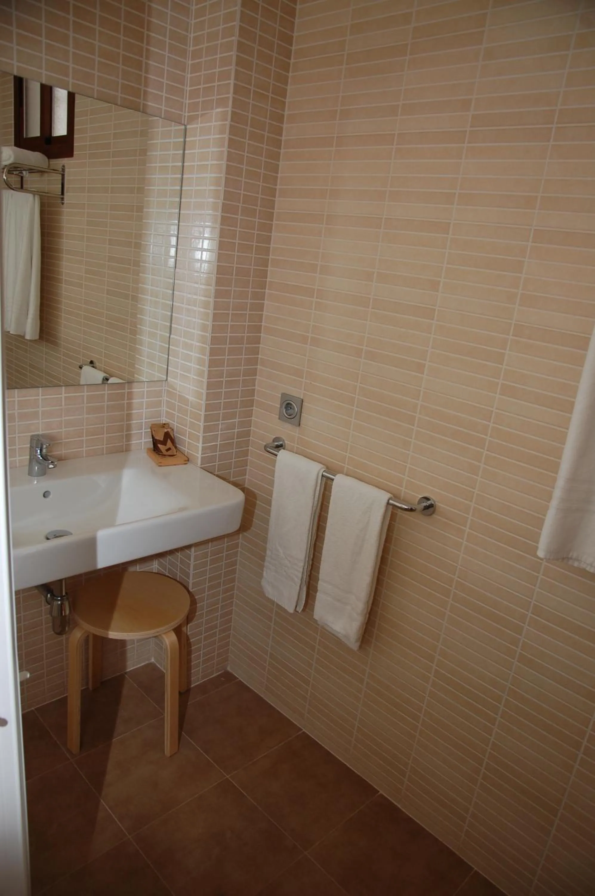 Bathroom in Hotel Rural Arroyo la Plata by Bossh Hotels