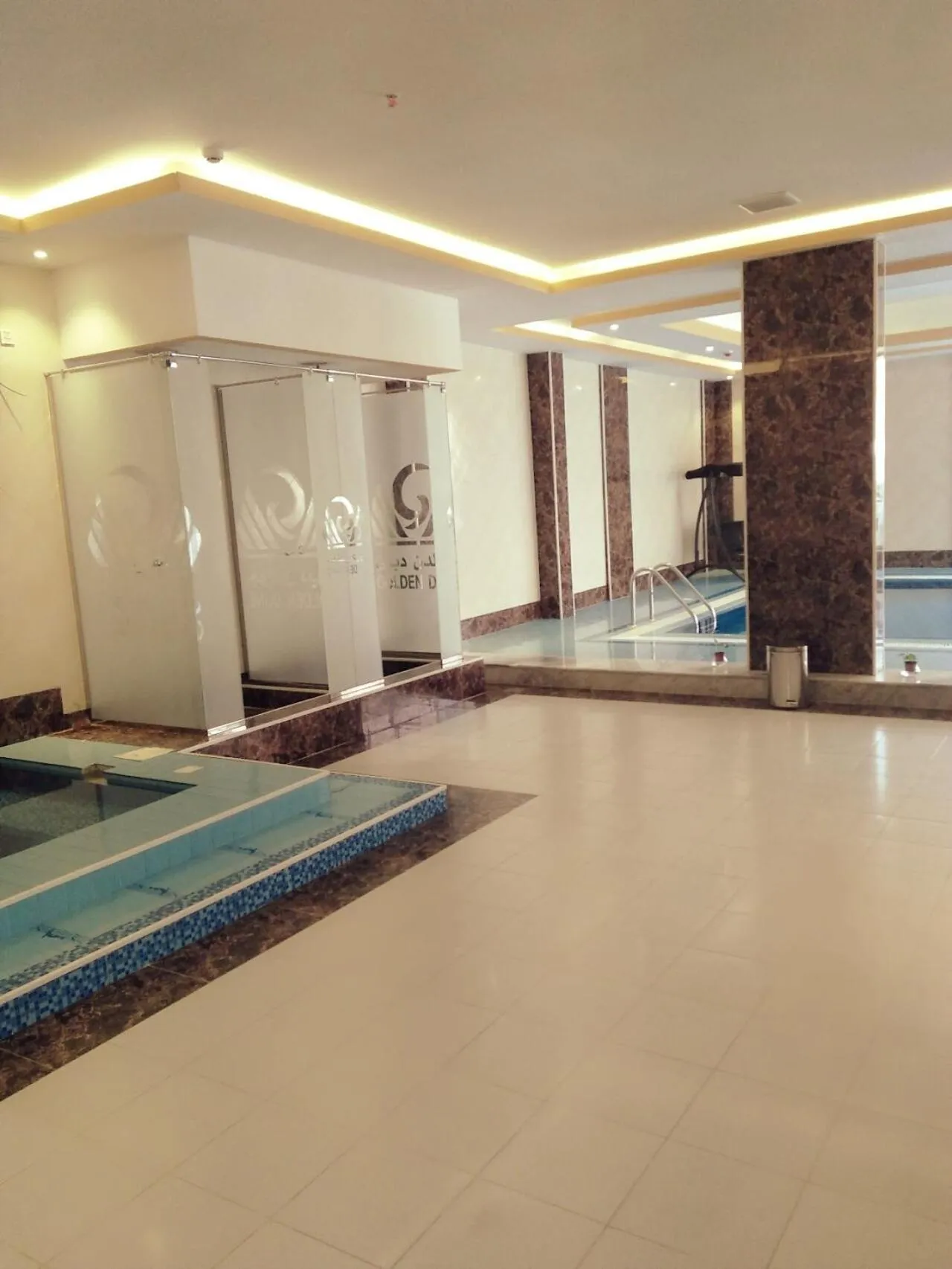 Property building in Golden Dune Hotel Turaif