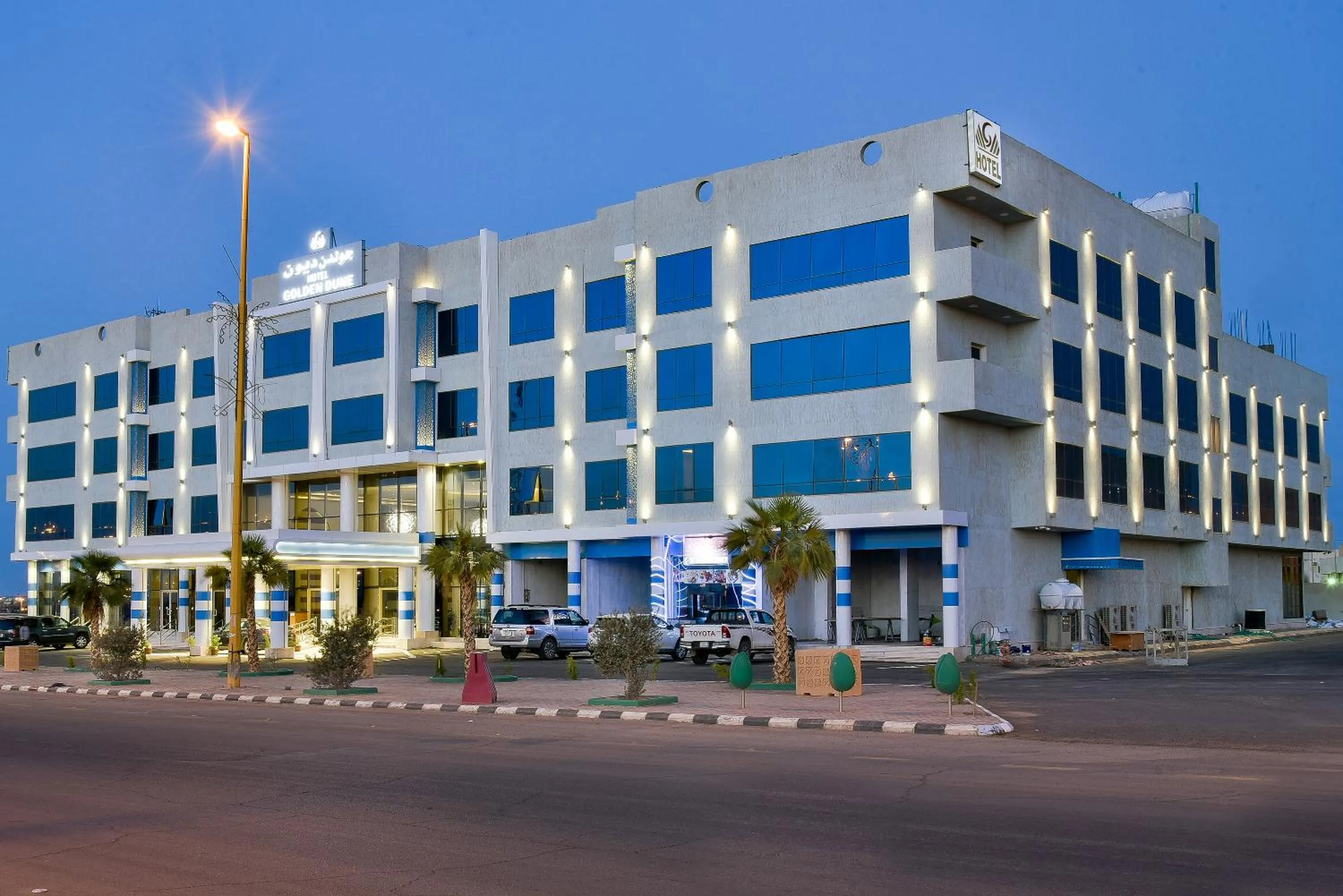 Property building in Golden Dune Hotel Turaif