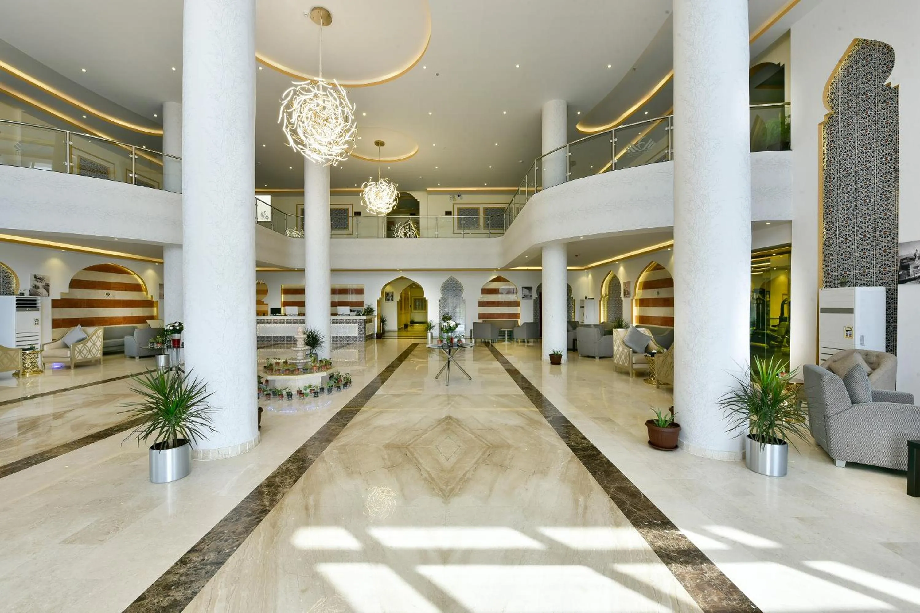 Lobby or reception in Golden Dune Hotel Turaif
