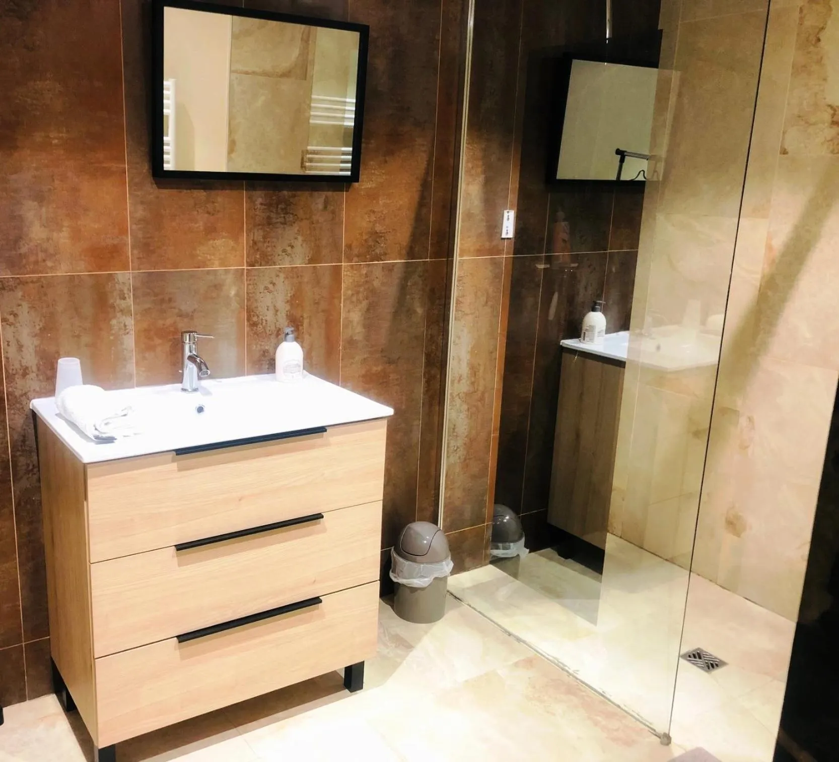 Shower in Chambres d'Hôte Dijon Clair de Lune Adults Only