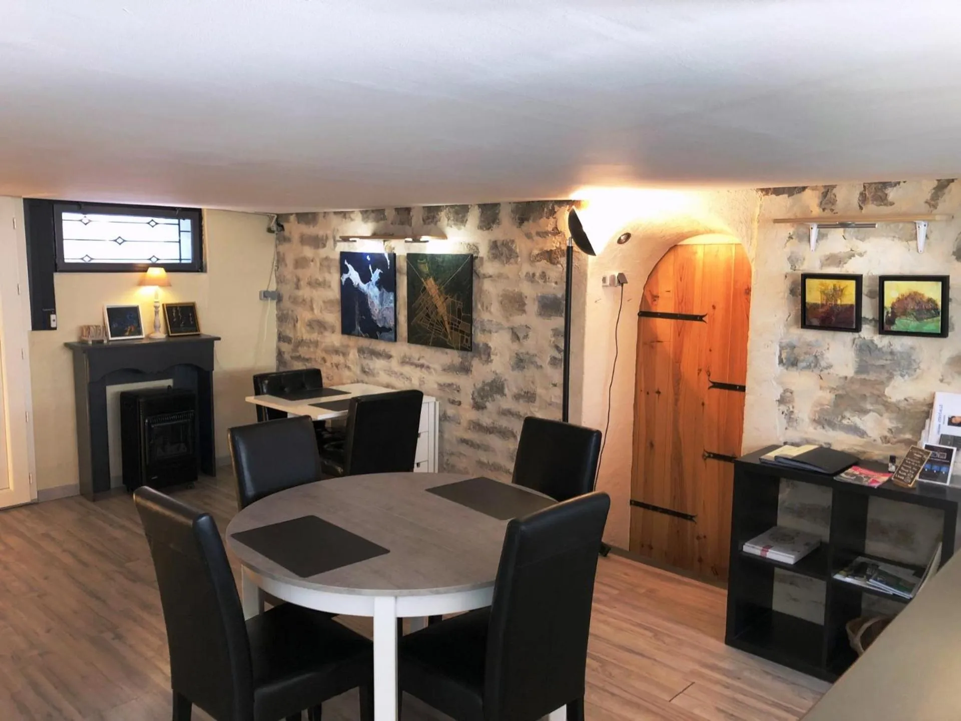 Kitchen or kitchenette in Chambres d'Hôte Dijon Clair de Lune Adults Only