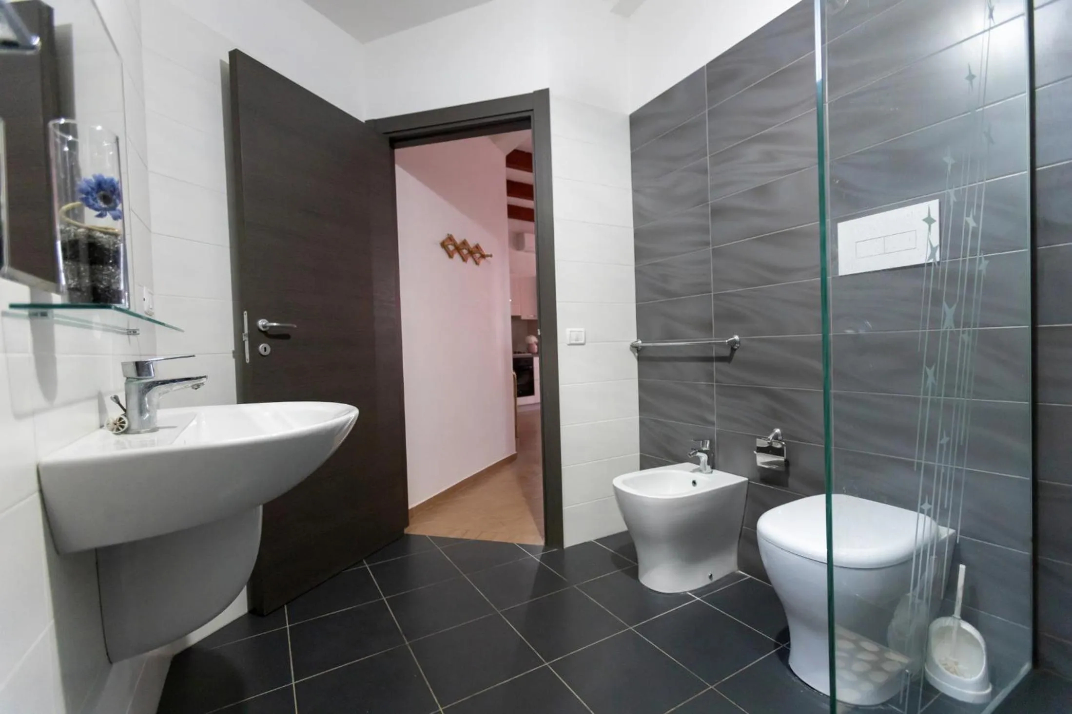 RESIDENCE EMARINE con SERVIZIO SPIAGGIA INCLUSO