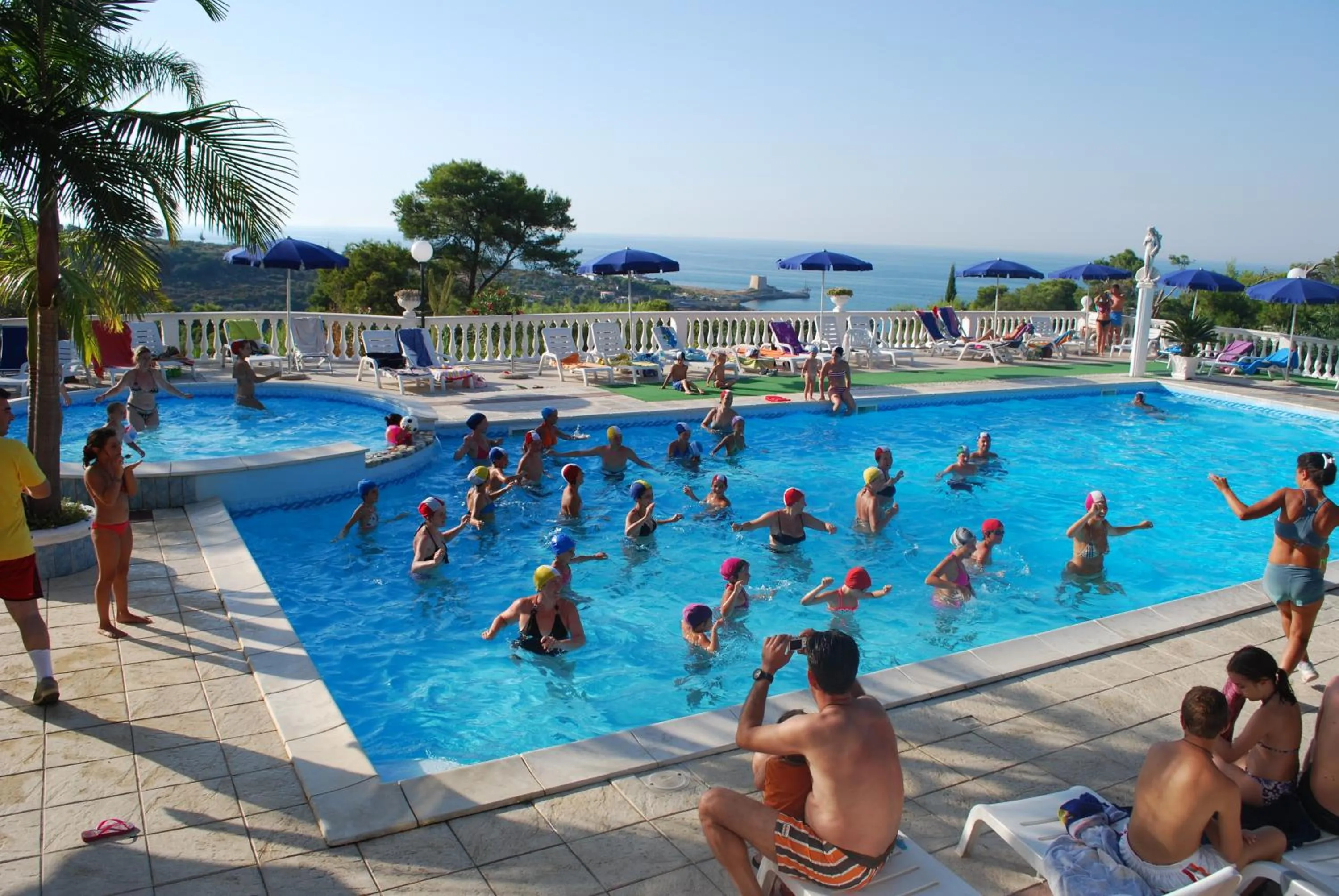 Day in RESIDENCE EMARINE con SERVIZIO SPIAGGIA INCLUSO